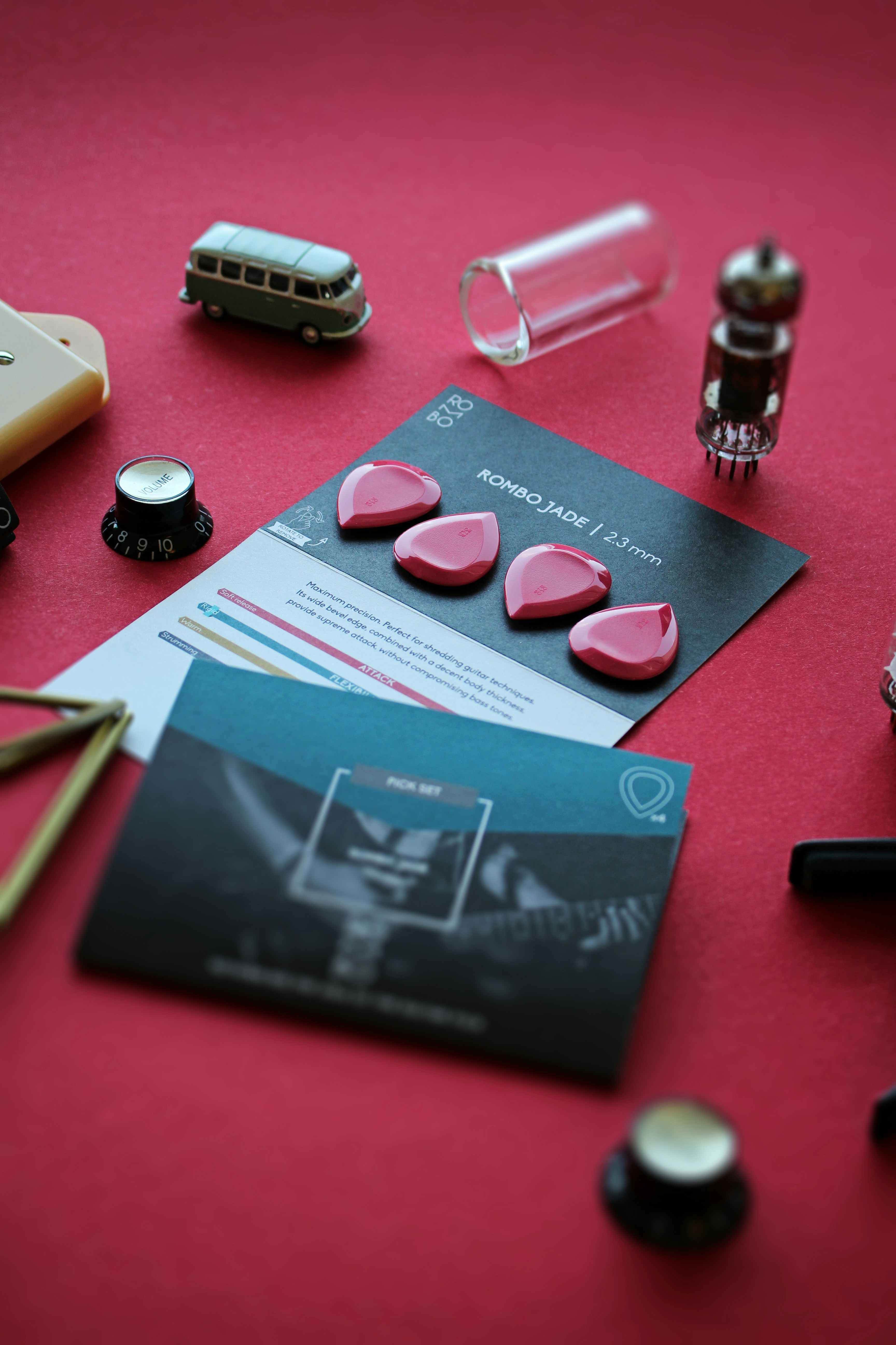 Photo by rombo_guitar_picks