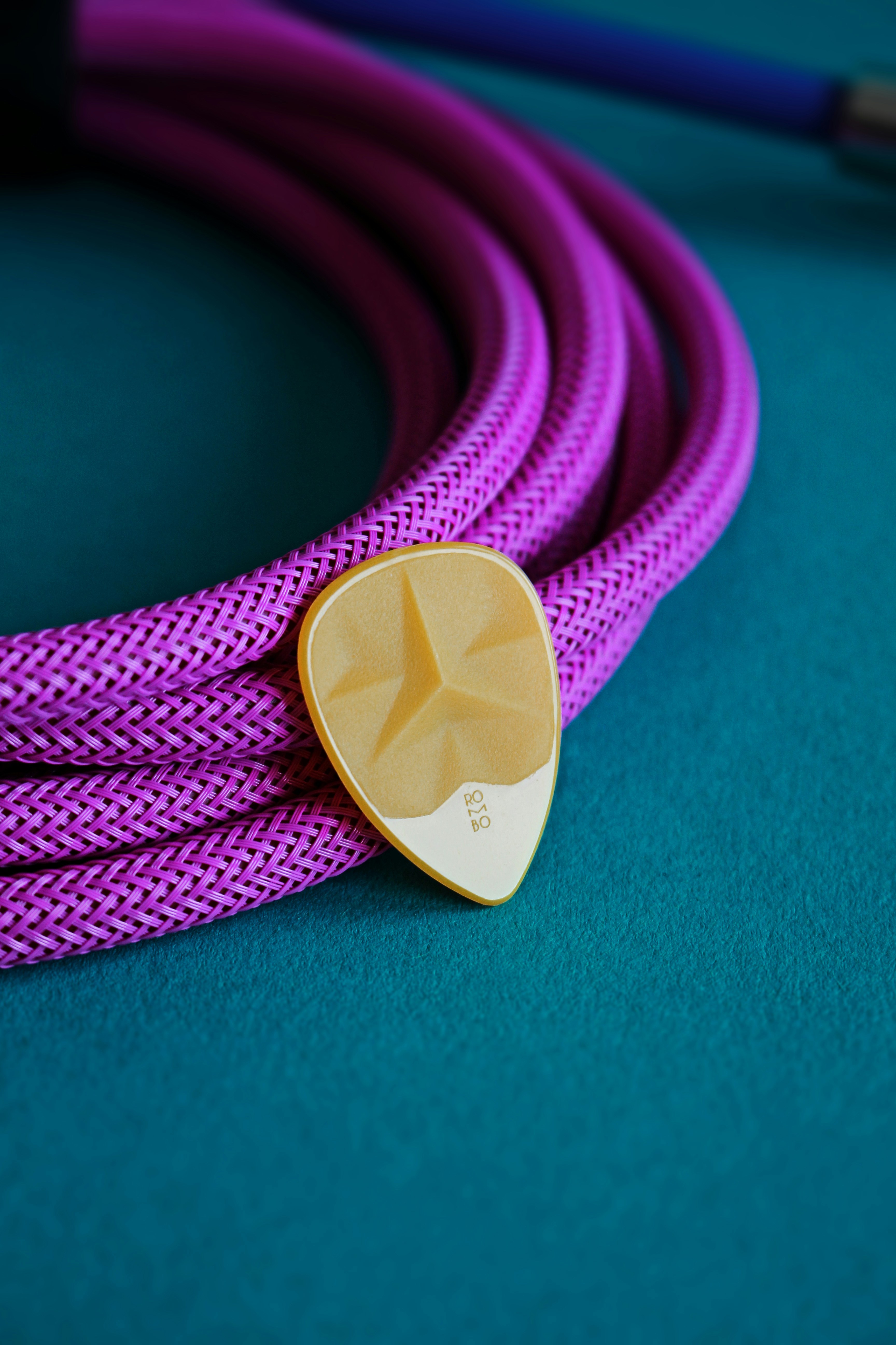 Photo by rombo_guitar_picks