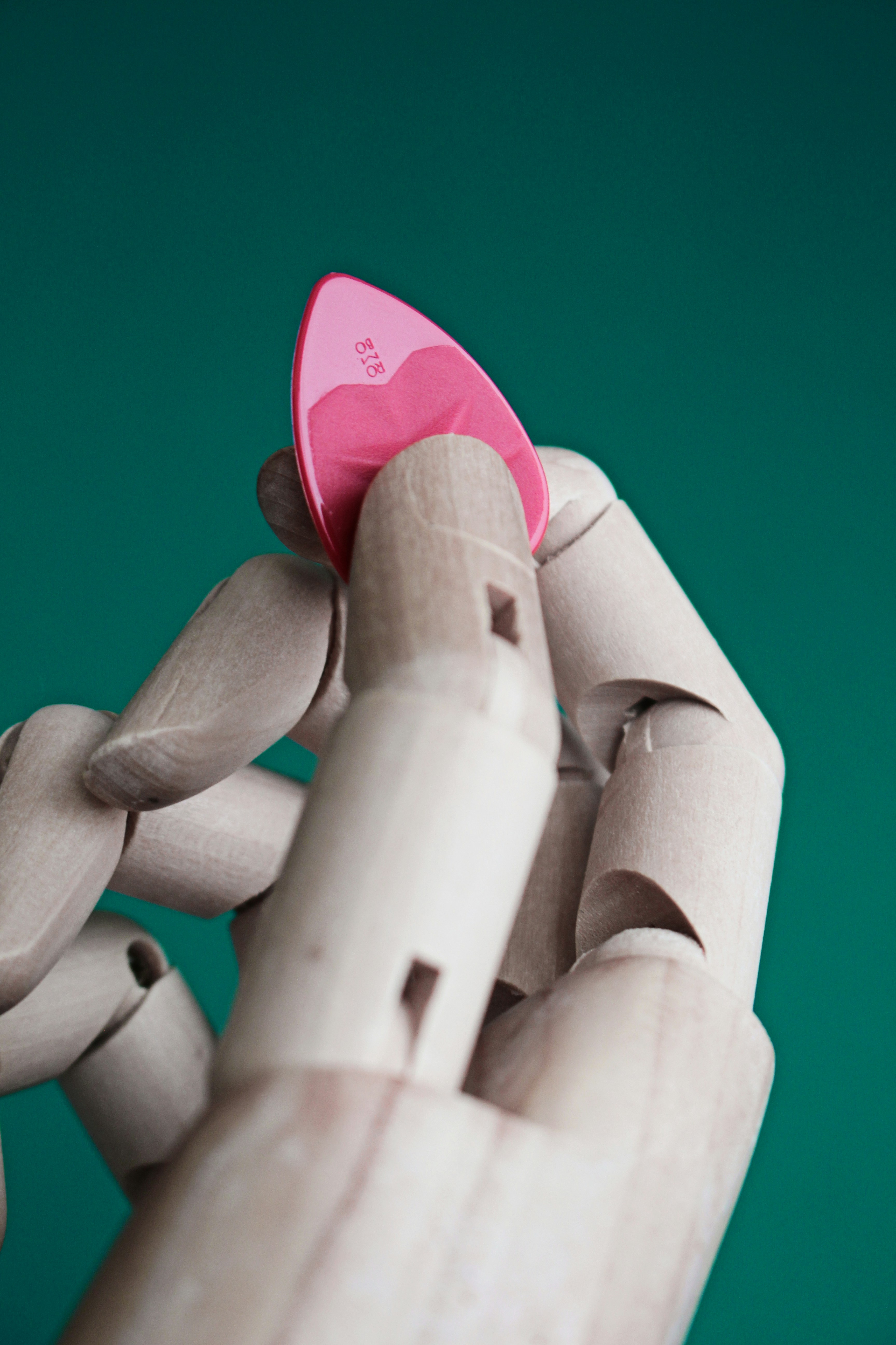 Photo by rombo_guitar_picks