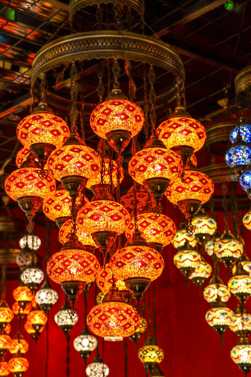 red and blue chinese lanterns