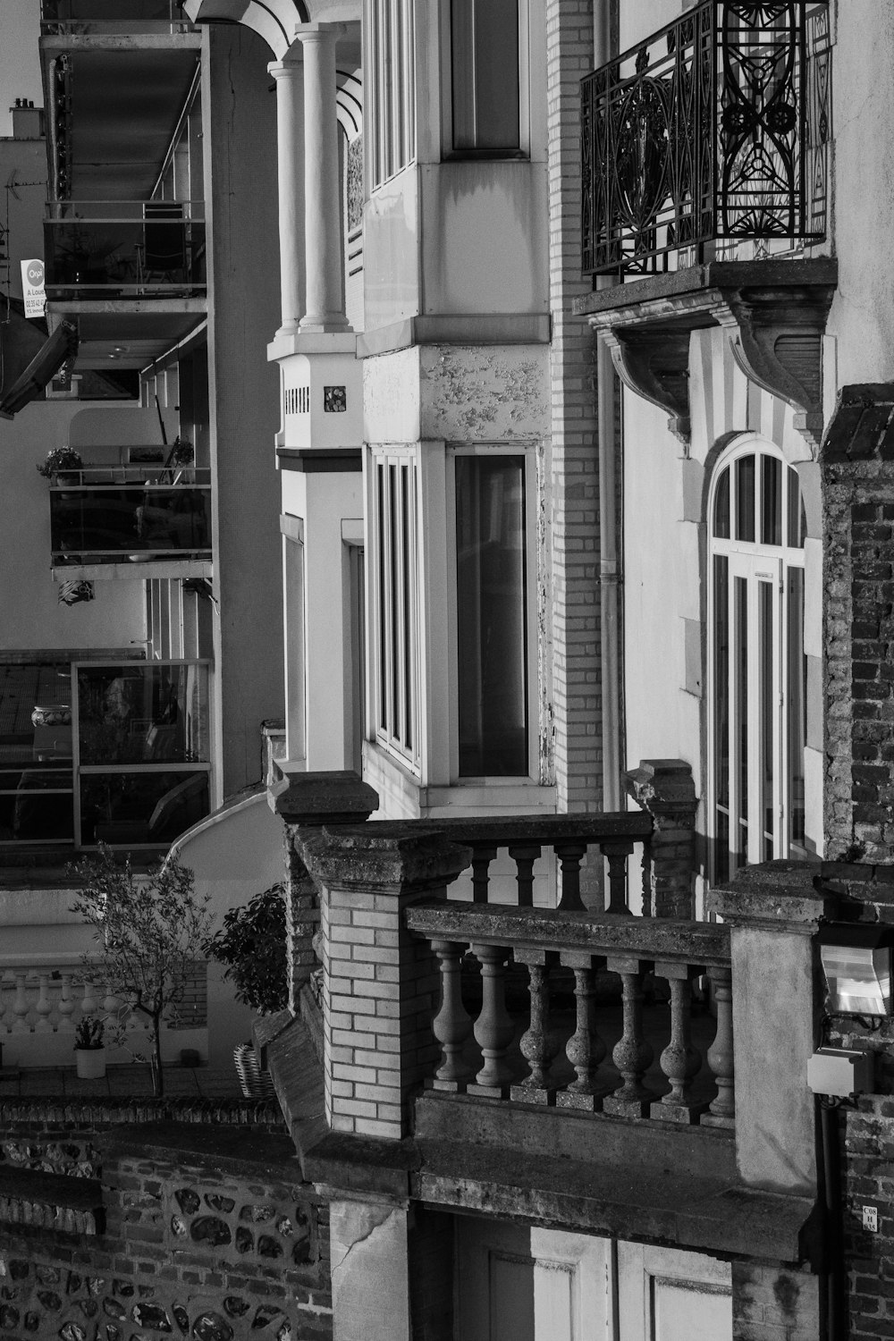 grayscale photo of concrete building