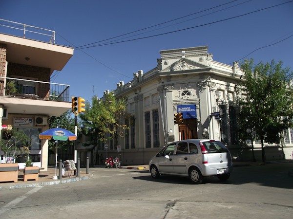 A Practical Guide to Paraguayan Real Estate for Buyers in Canada