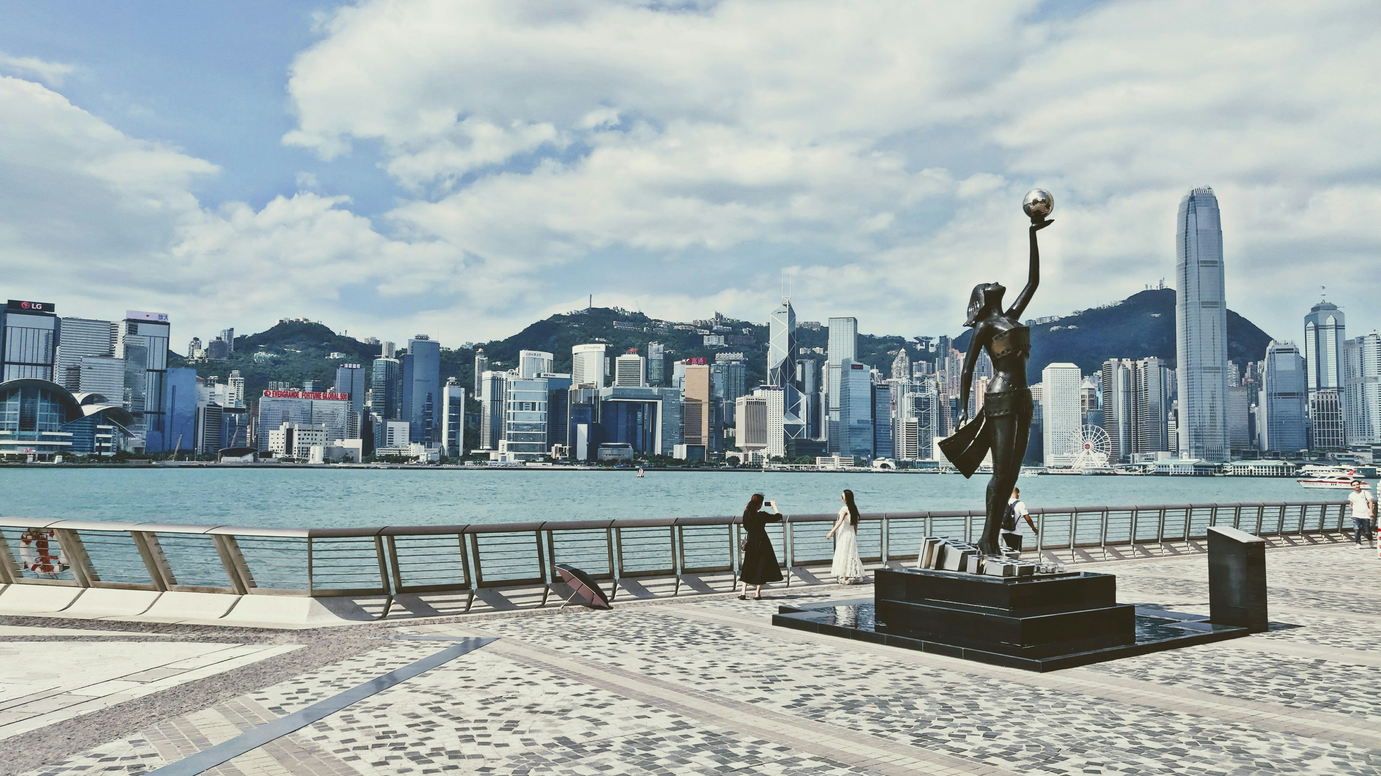 Containers in Victoria, TX