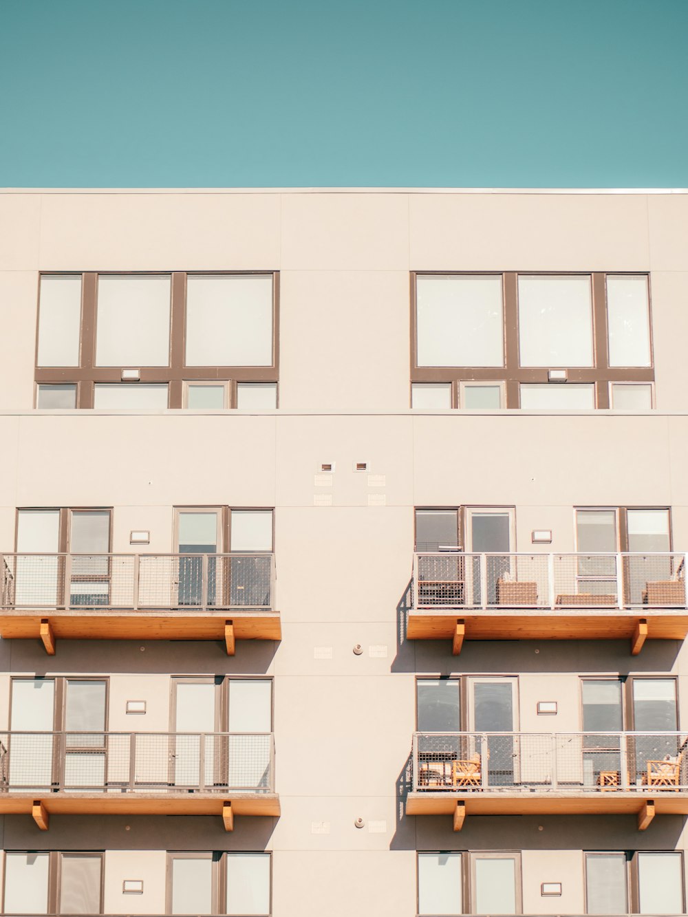 white concrete building during daytime