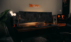 Photo of a similar item: Samsung Odyssey G5 34-Inch Ultrawide Curved Monitor