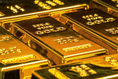 stack of gold bullion