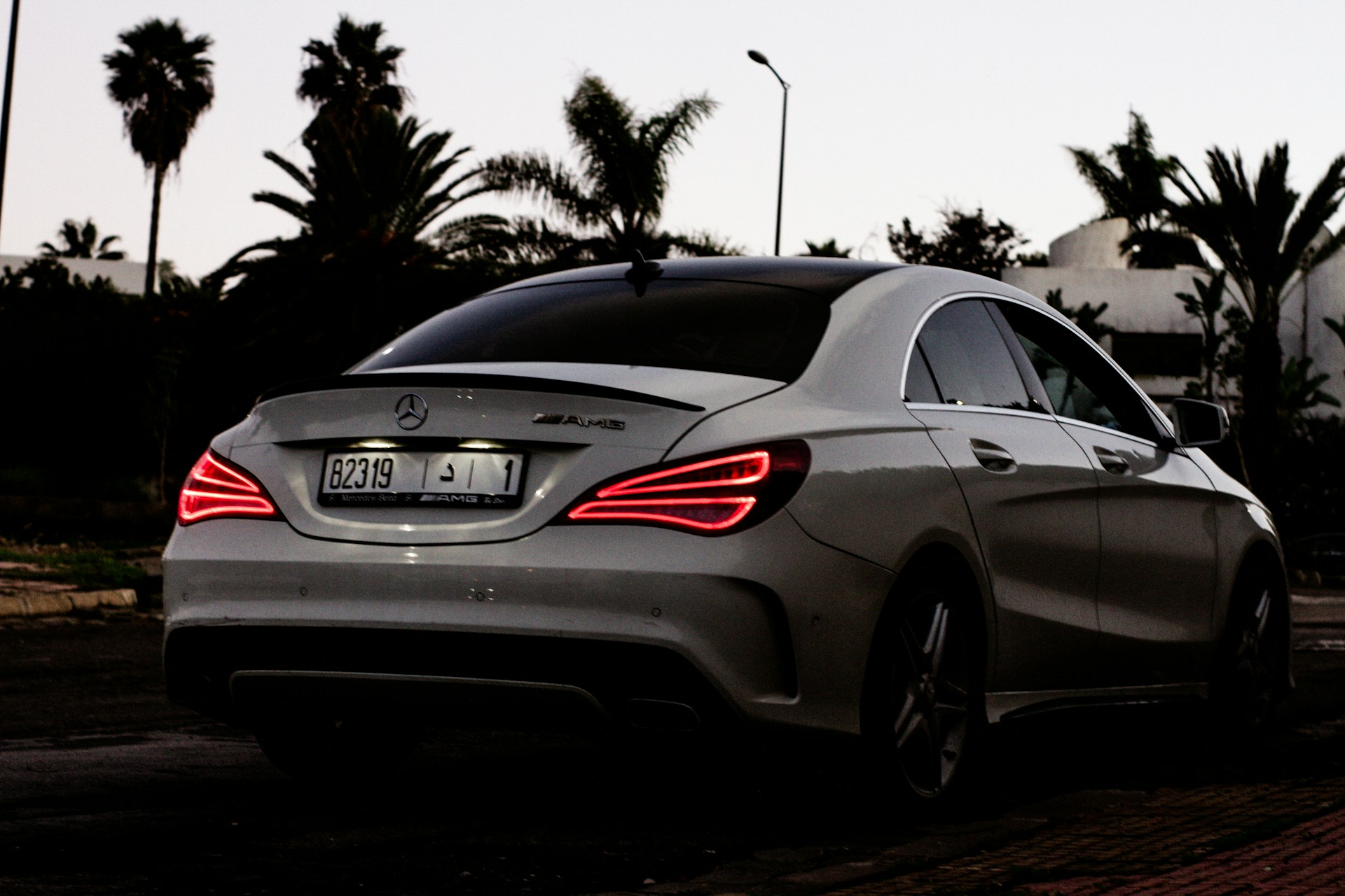 black and white bed linen
