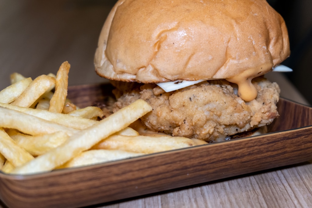 Signature Crunch Burger