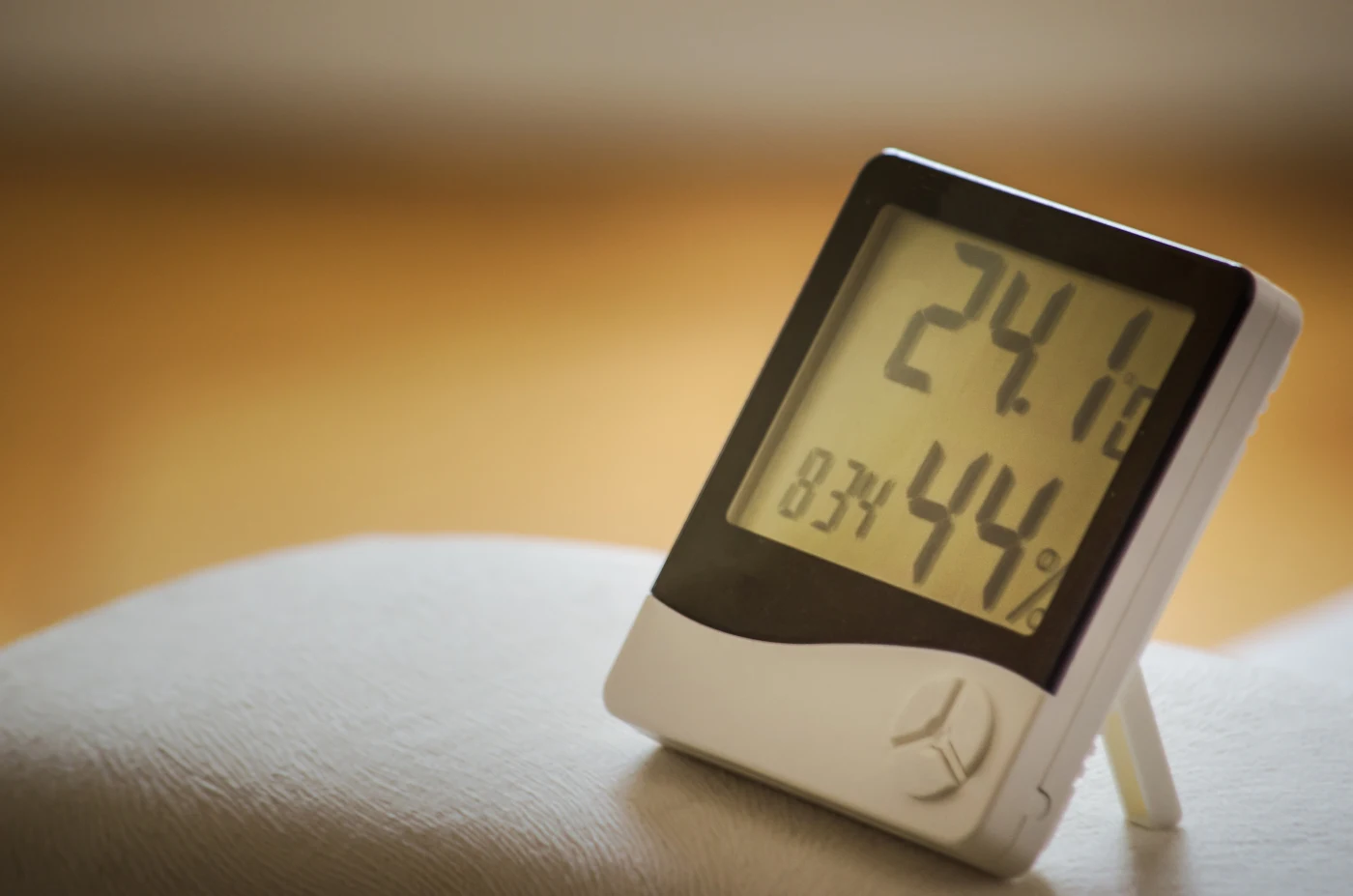 Pantalla digital de un aparato marcando la temperatura