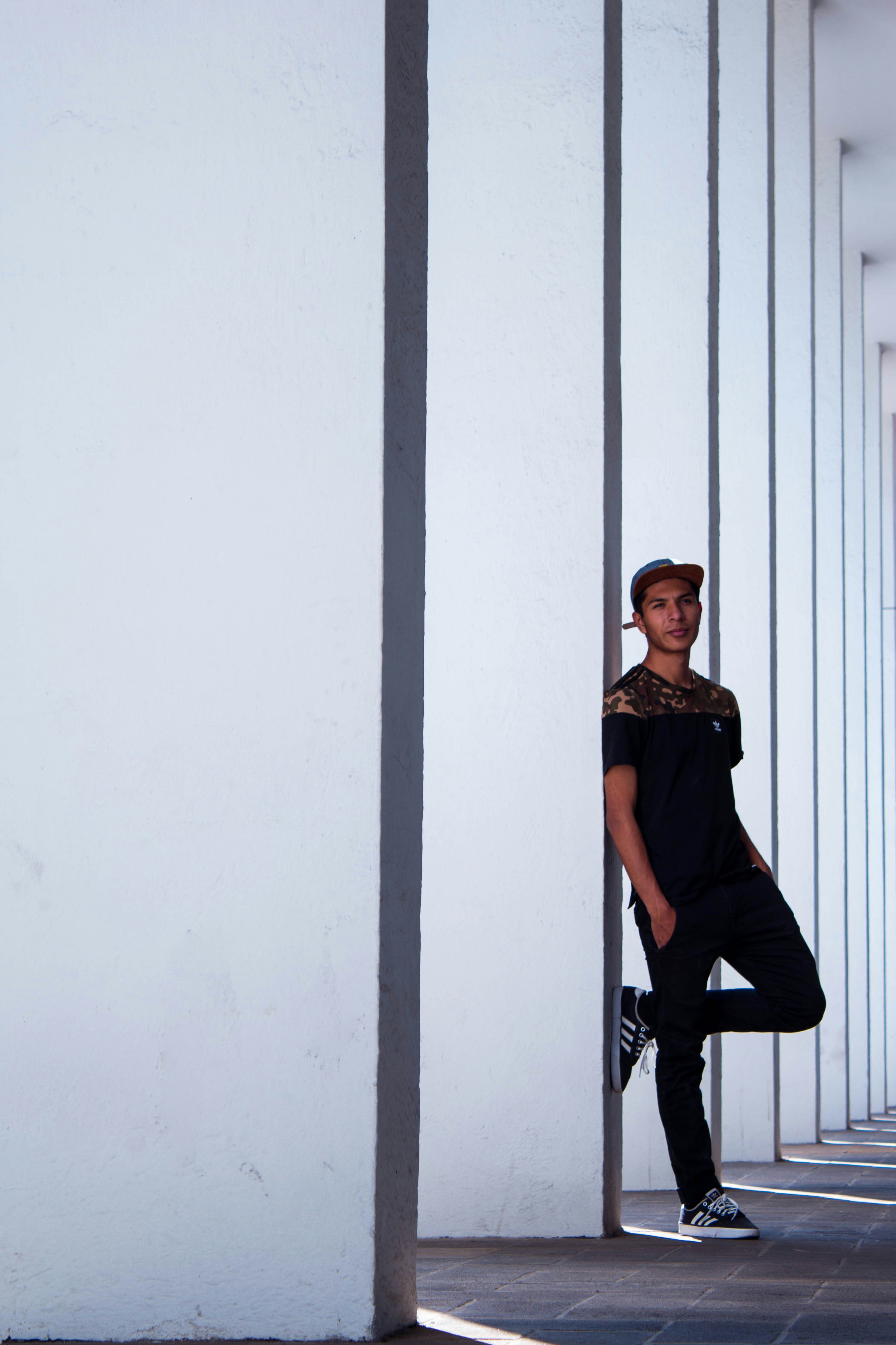 750 Style Boy Pictures Download Free Images On Unsplash