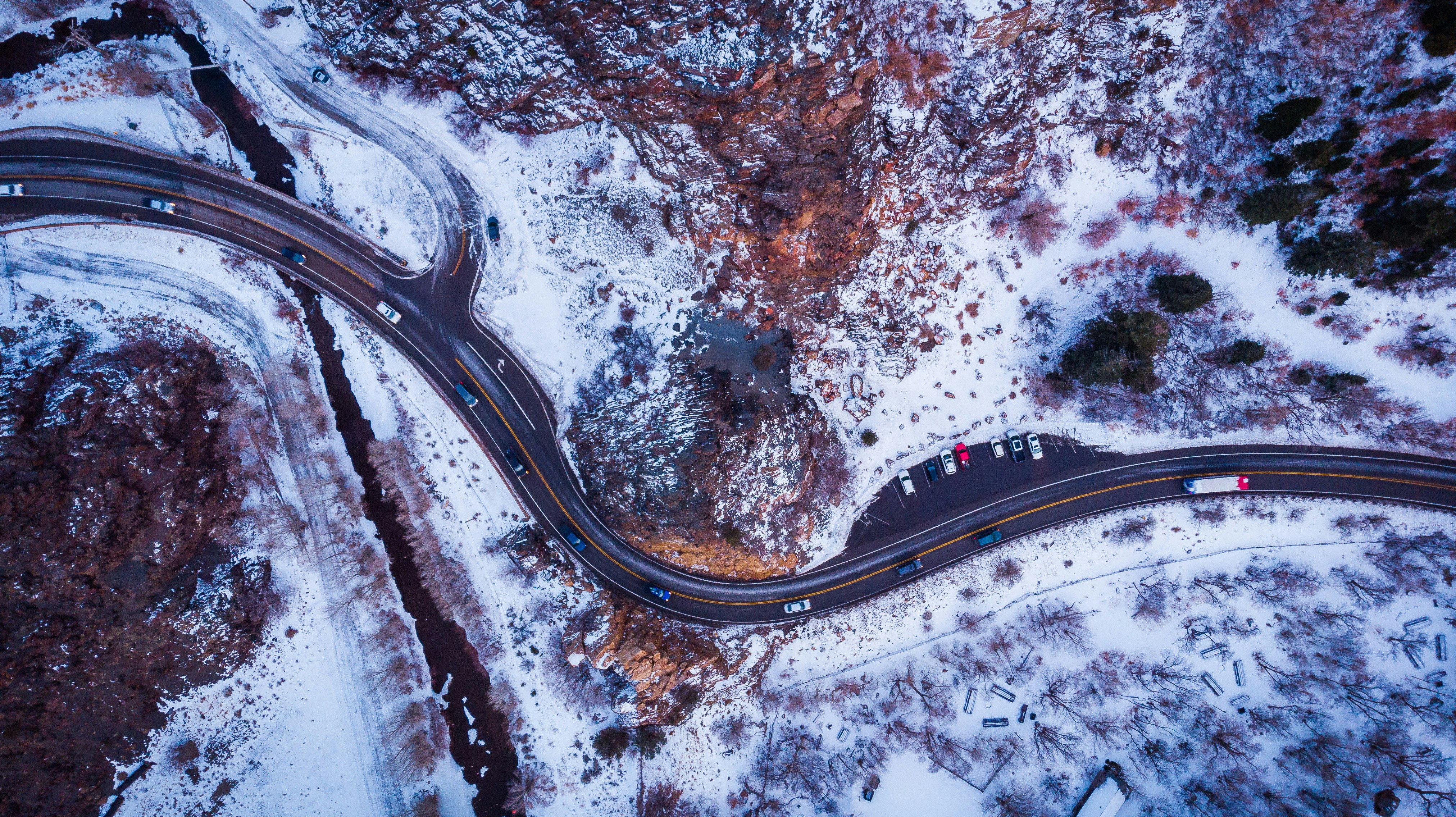 Aerial view of road representing caching strategies for optimized website speed