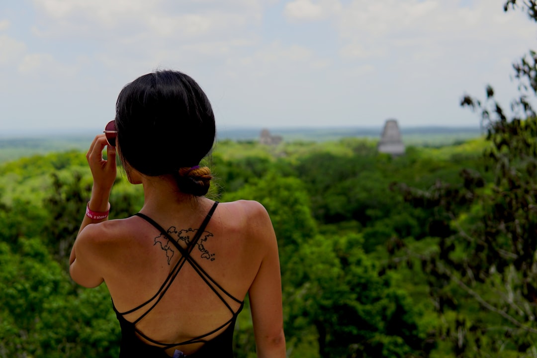 Trek Back in Time: An Adventurer's Guide to Mexico's Mystical Mayan… — Trek Back in Time