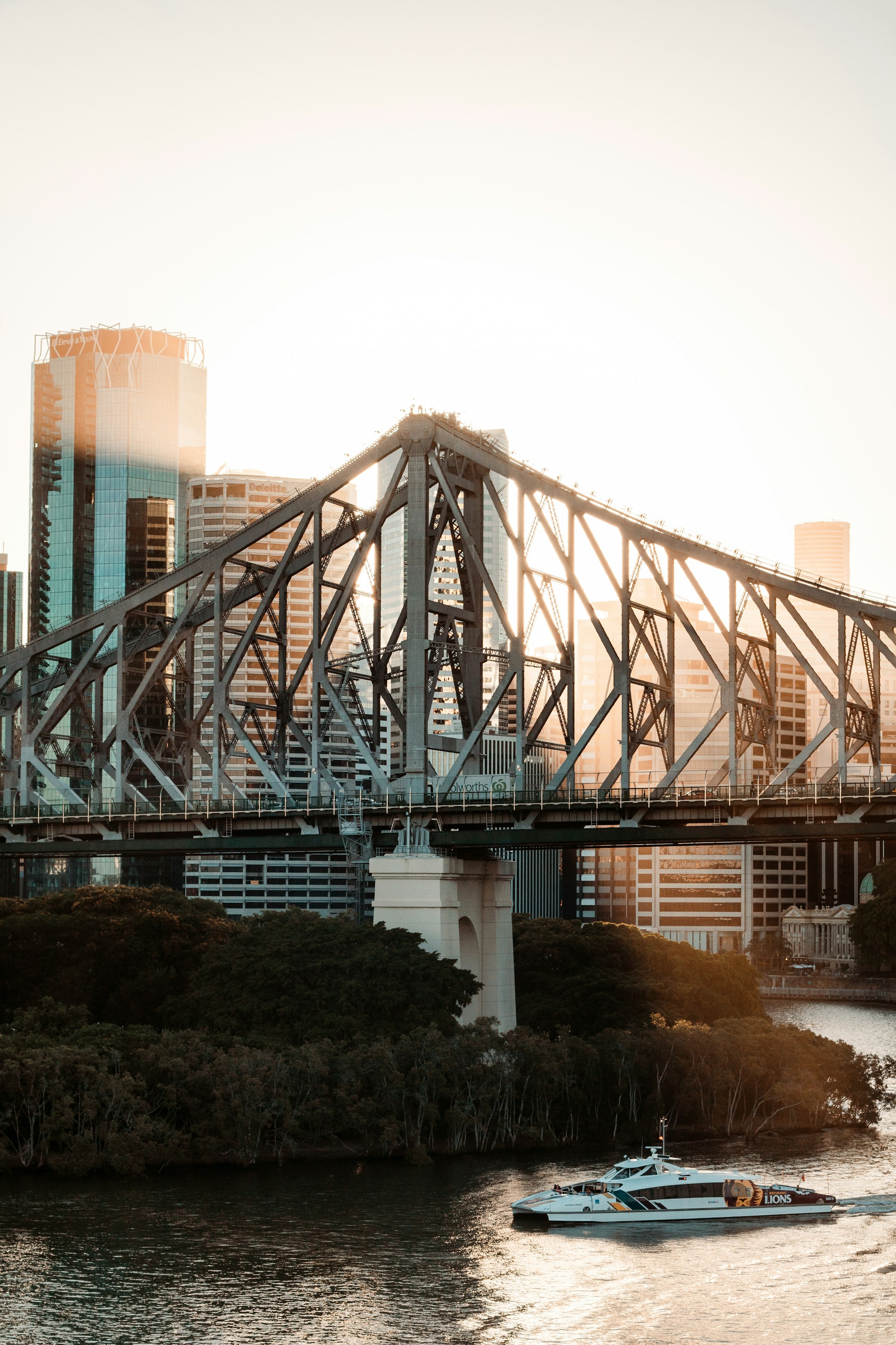 Best Times to Visit Brisbane: Weather, Seasons, and Months