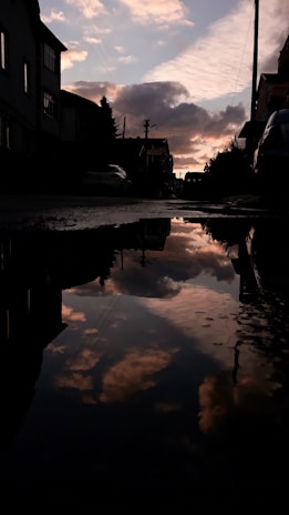 An artistic shot of a serene Kolkata street at dusk, reflecting the city's timeless beauty and cultural depth.