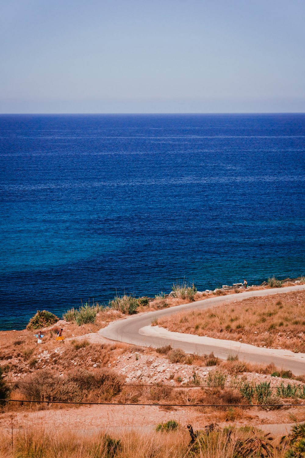 Vista aerea del mare blu durante il giorno