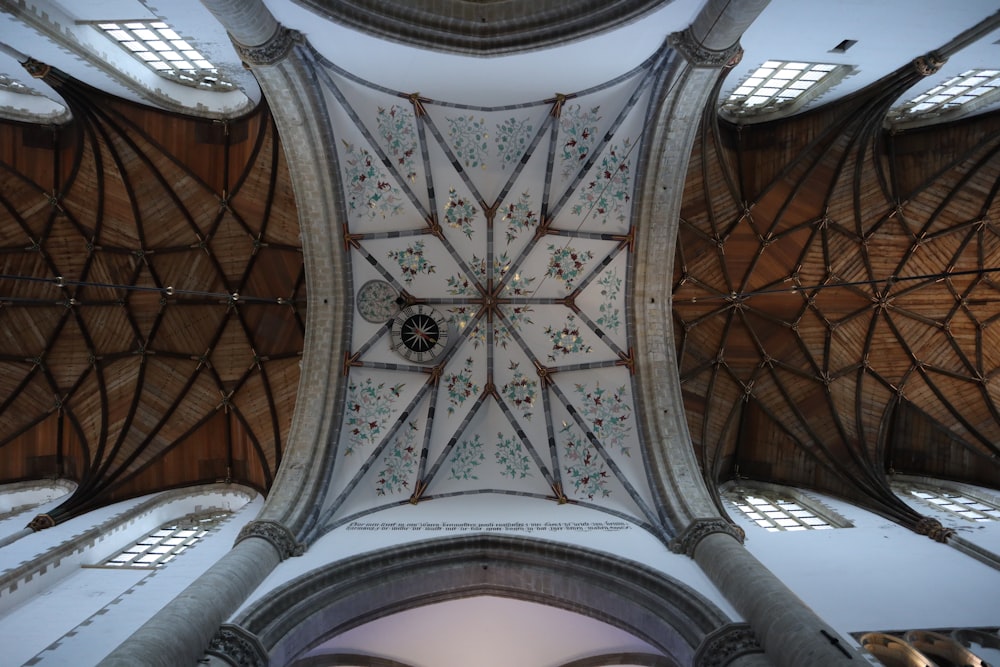 brown and white floral ceiling