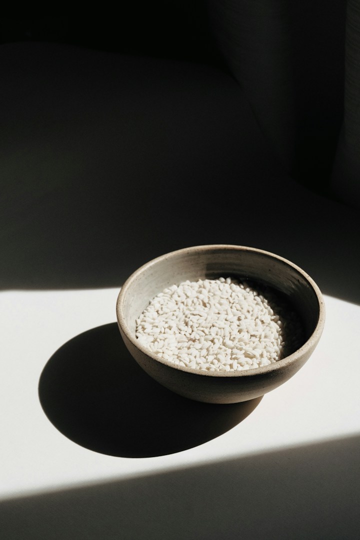 Carbohydrate-rich foods: oats and grains