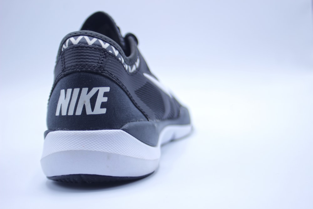 Schwarz und Weiß Nike Air Max