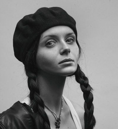 A candid portrait of a famous Algerian figure in a traditional setting.