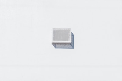 white and gray air vent