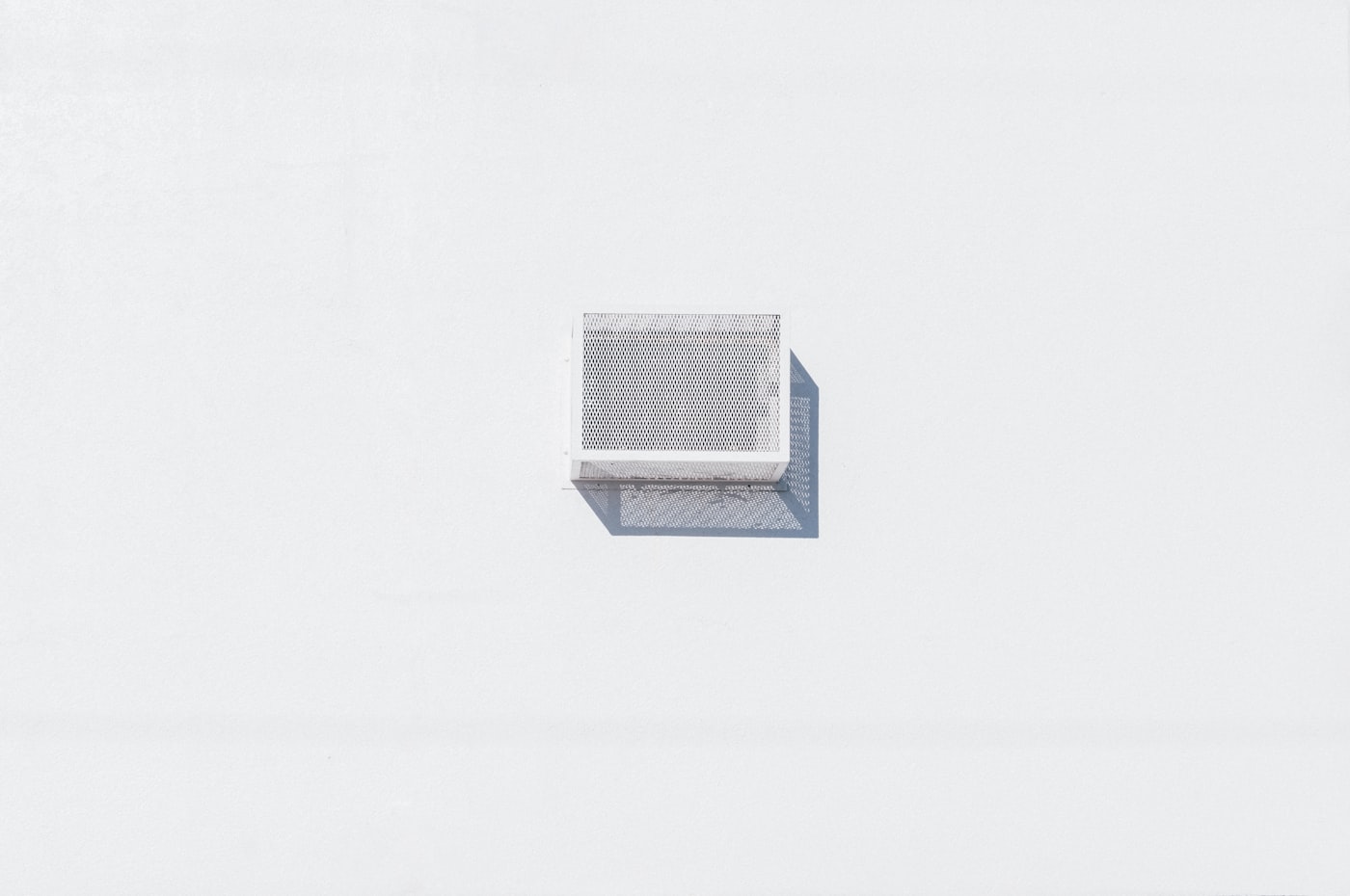 Clean air vent with linear panels in a ceiling