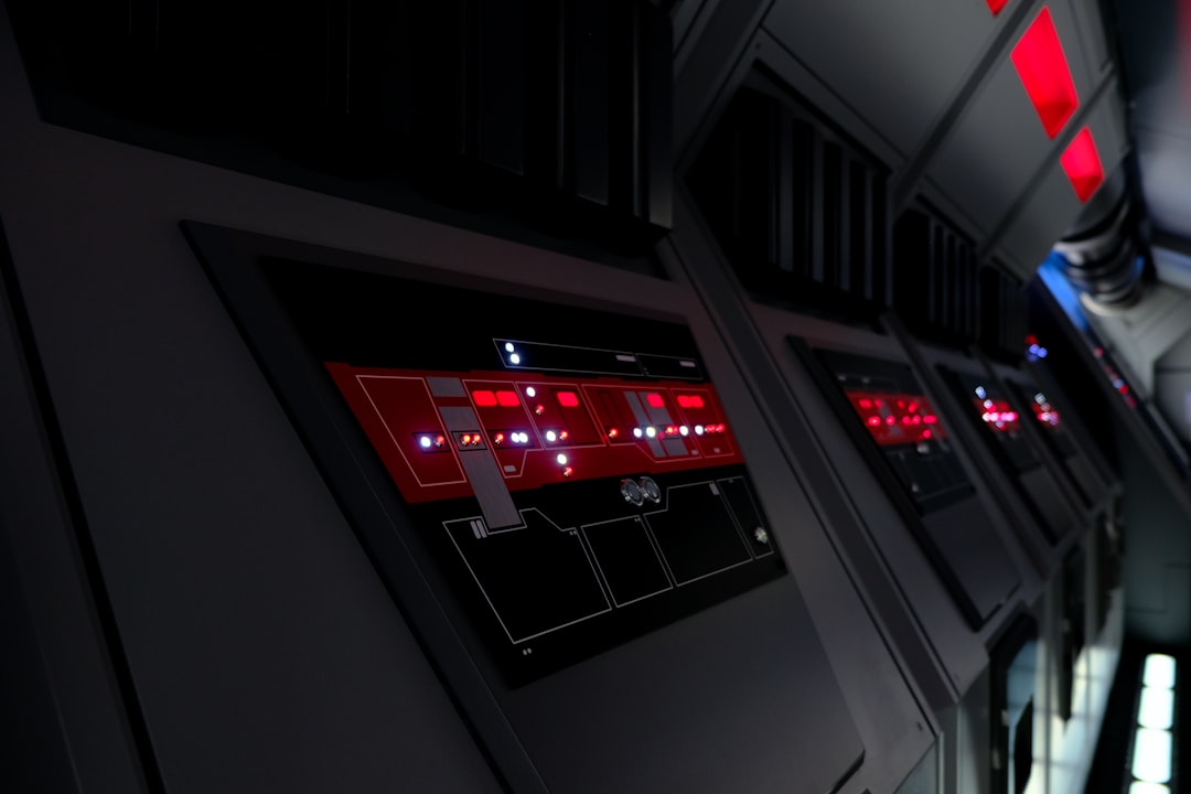 black and red digital device, Star Wars: Rise of the Resistance Queue Theming, Hollywood Studios