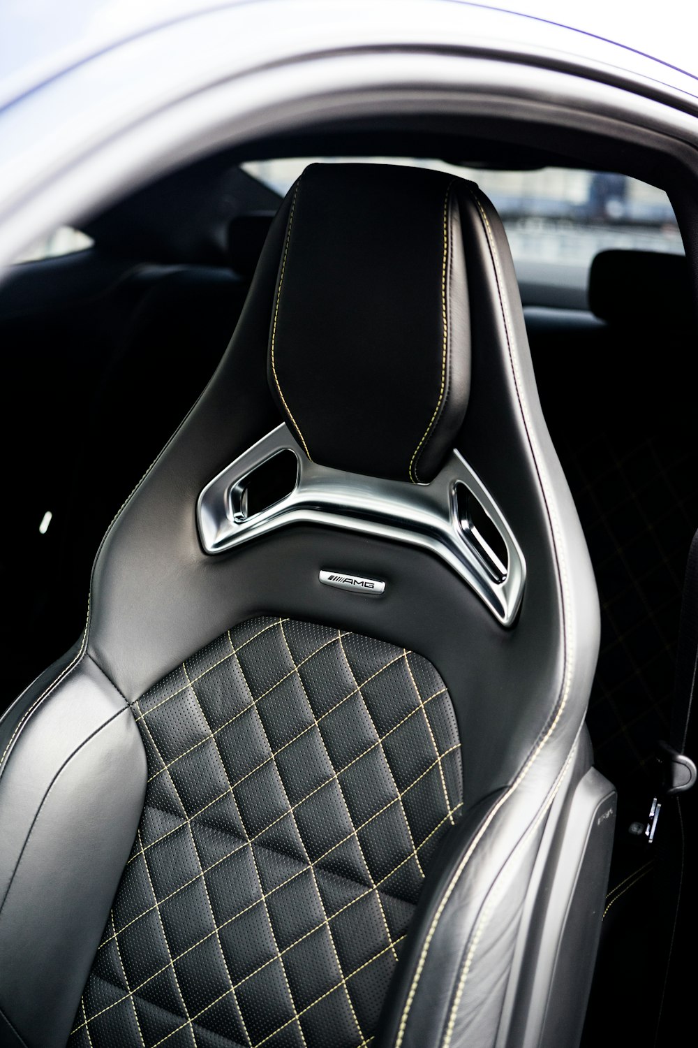 black and silver car steering wheel