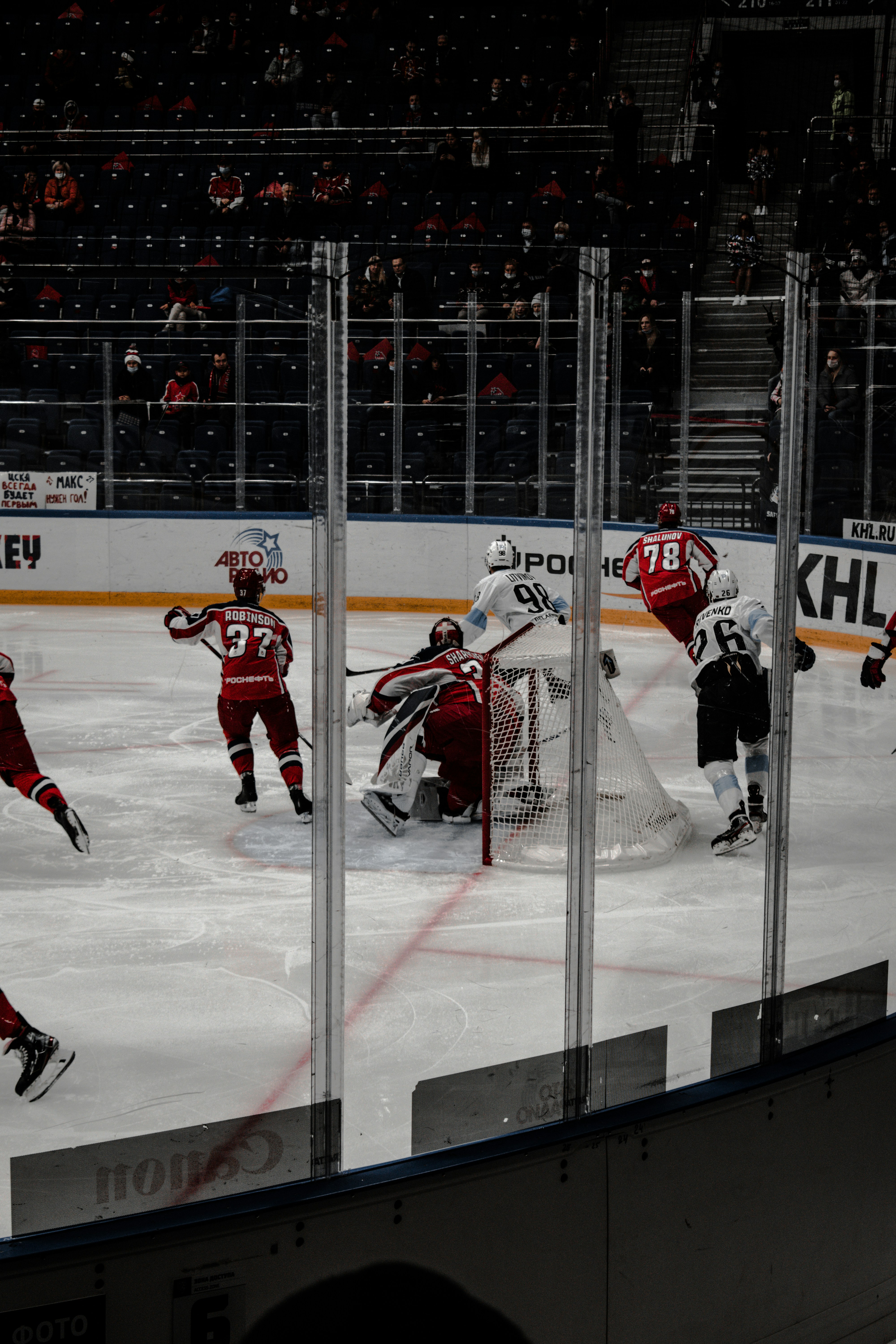 アイス ホッケー フィールドのアイス ホッケー選手の写真 Unsplashで見つけるアイスホッケーの無料写真