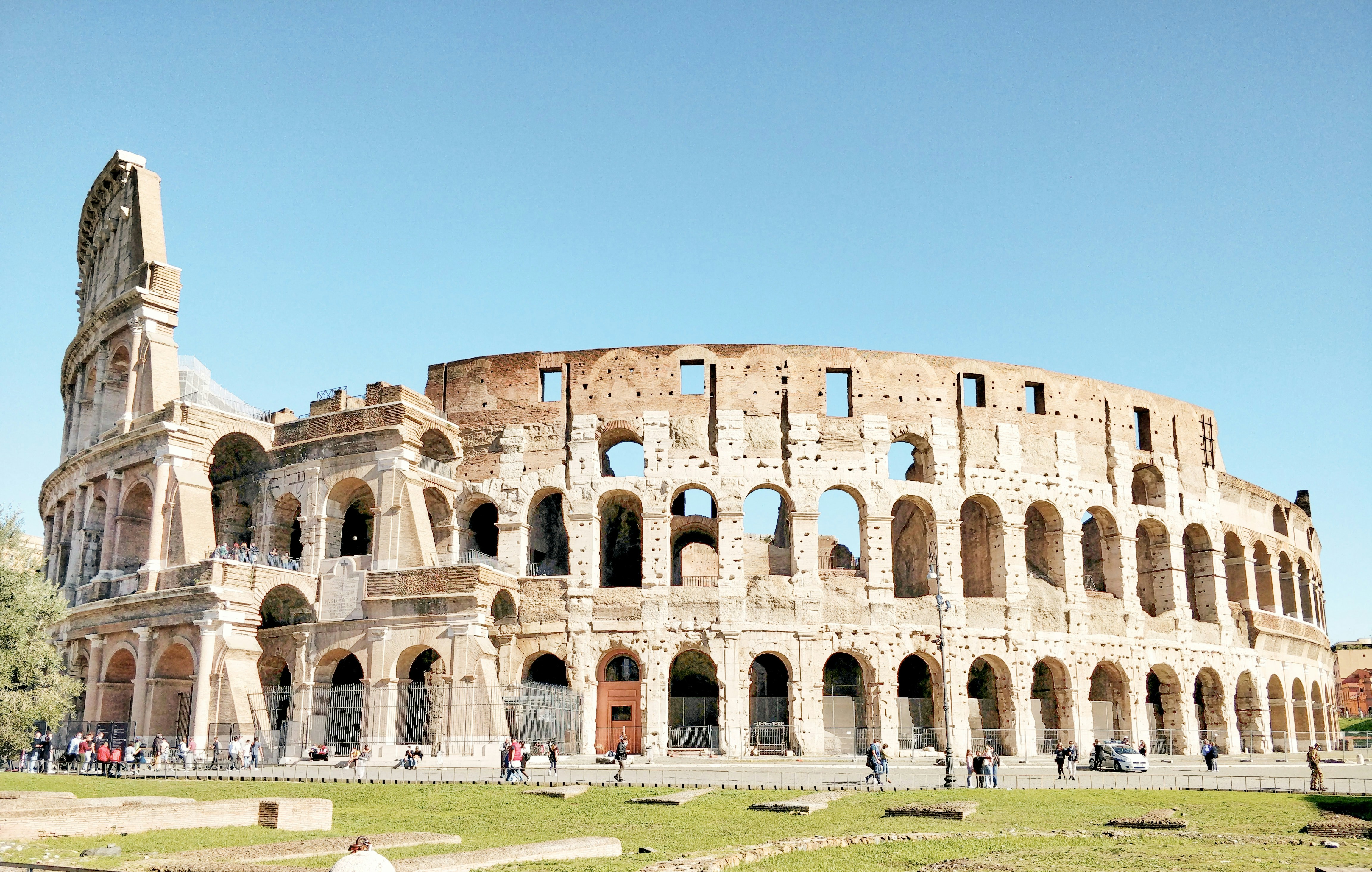 Colosseum, Rome, Iconic Landmarks in Europe