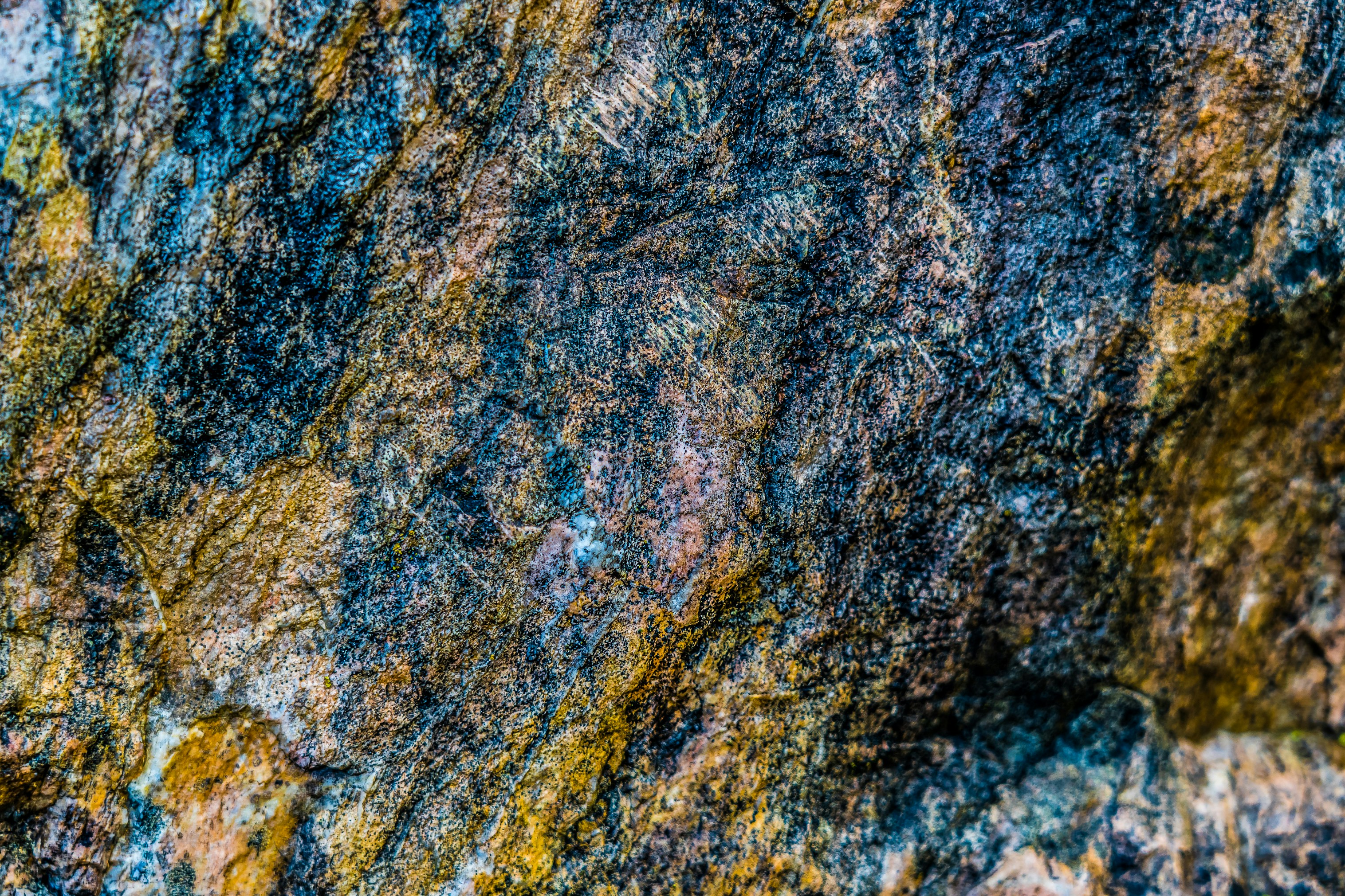 stone texture wallpaper, wallpaper, Sejarah Watu Ulo: Asal Usul, Mitos, dan Daya Tariknya 6