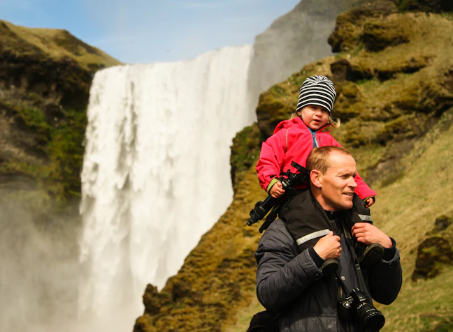 7-Day Iceland Family Itinerary: Classic Routes & Kid Tips