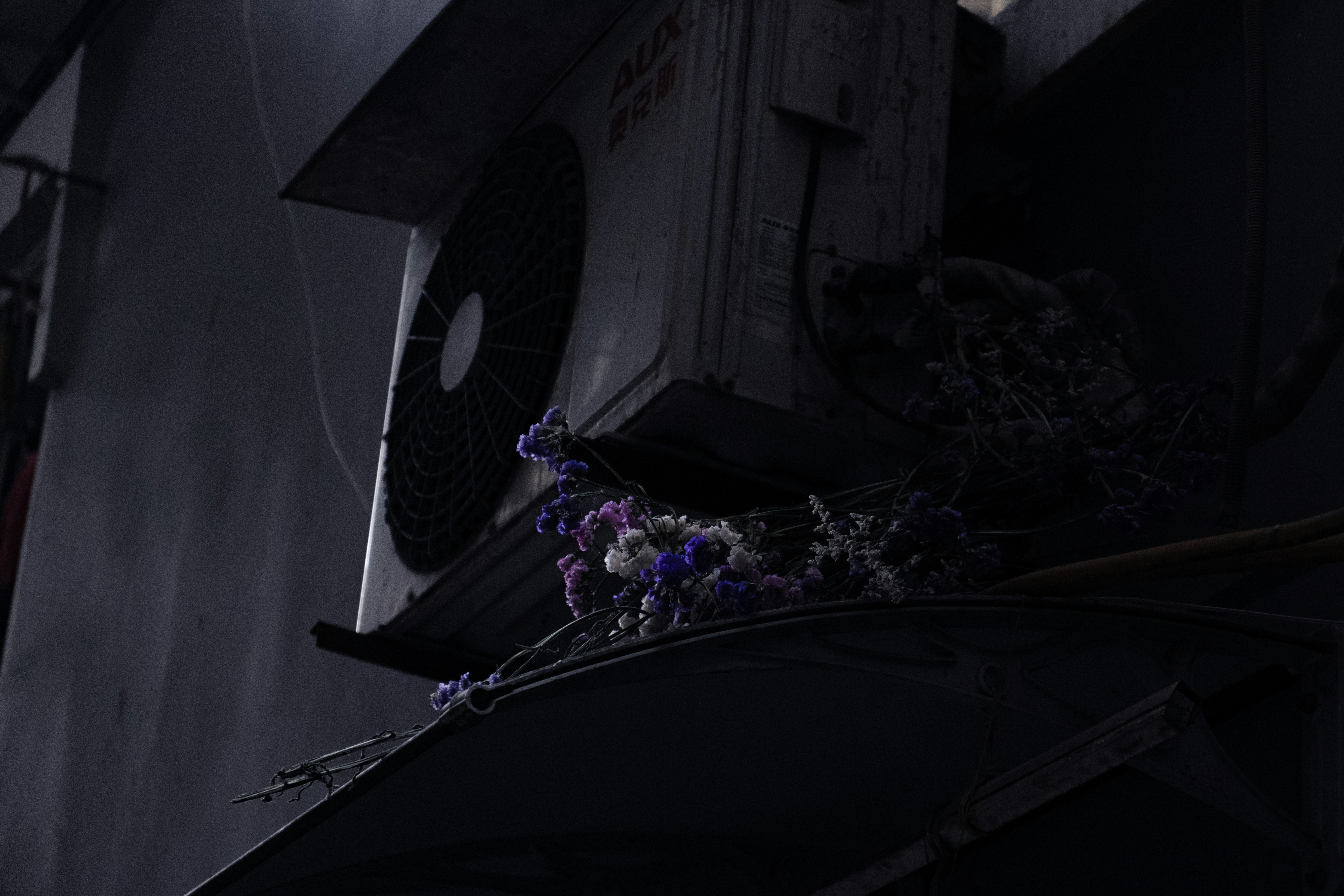 white and black round wall clock