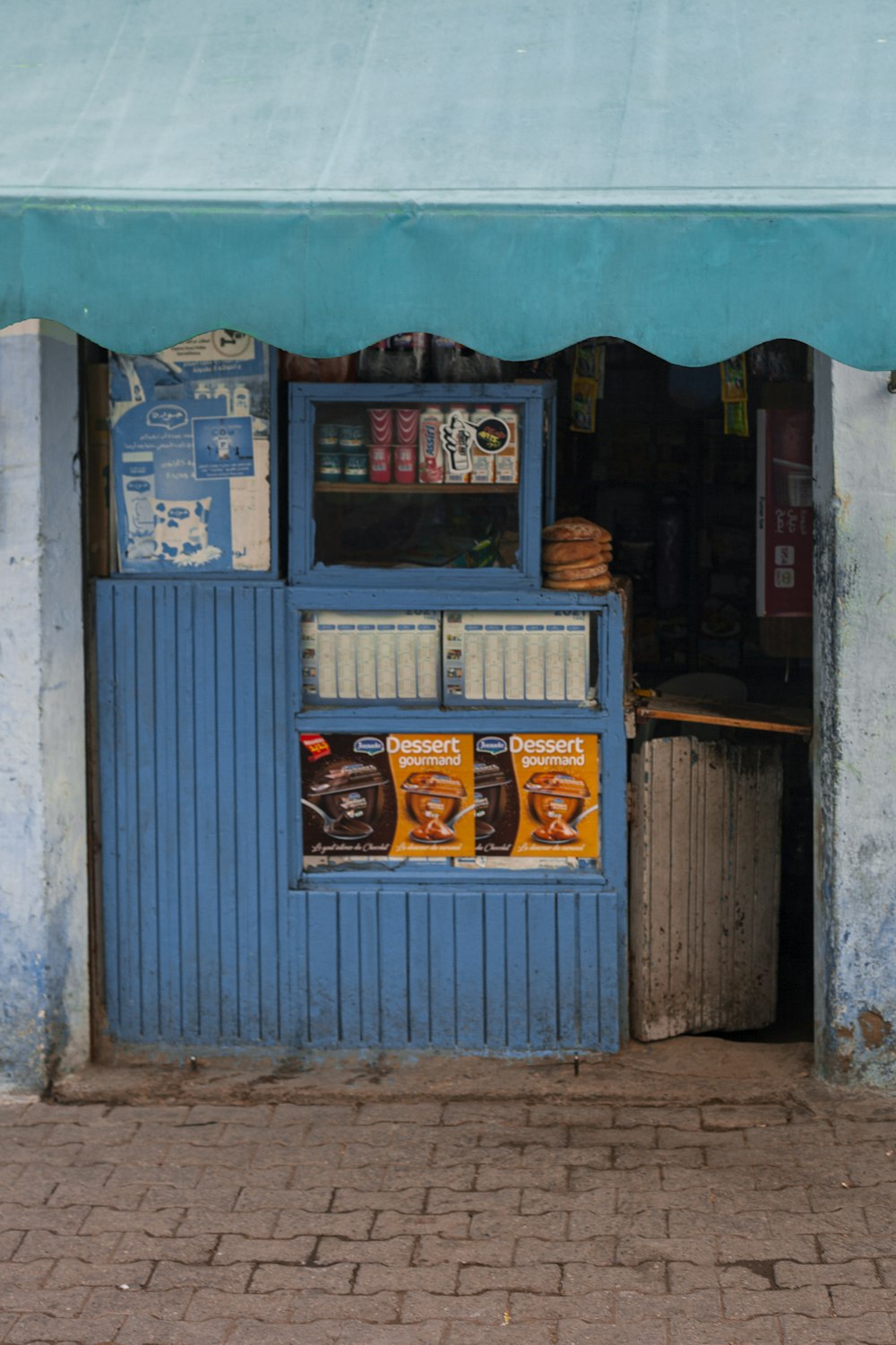 blue and red store front