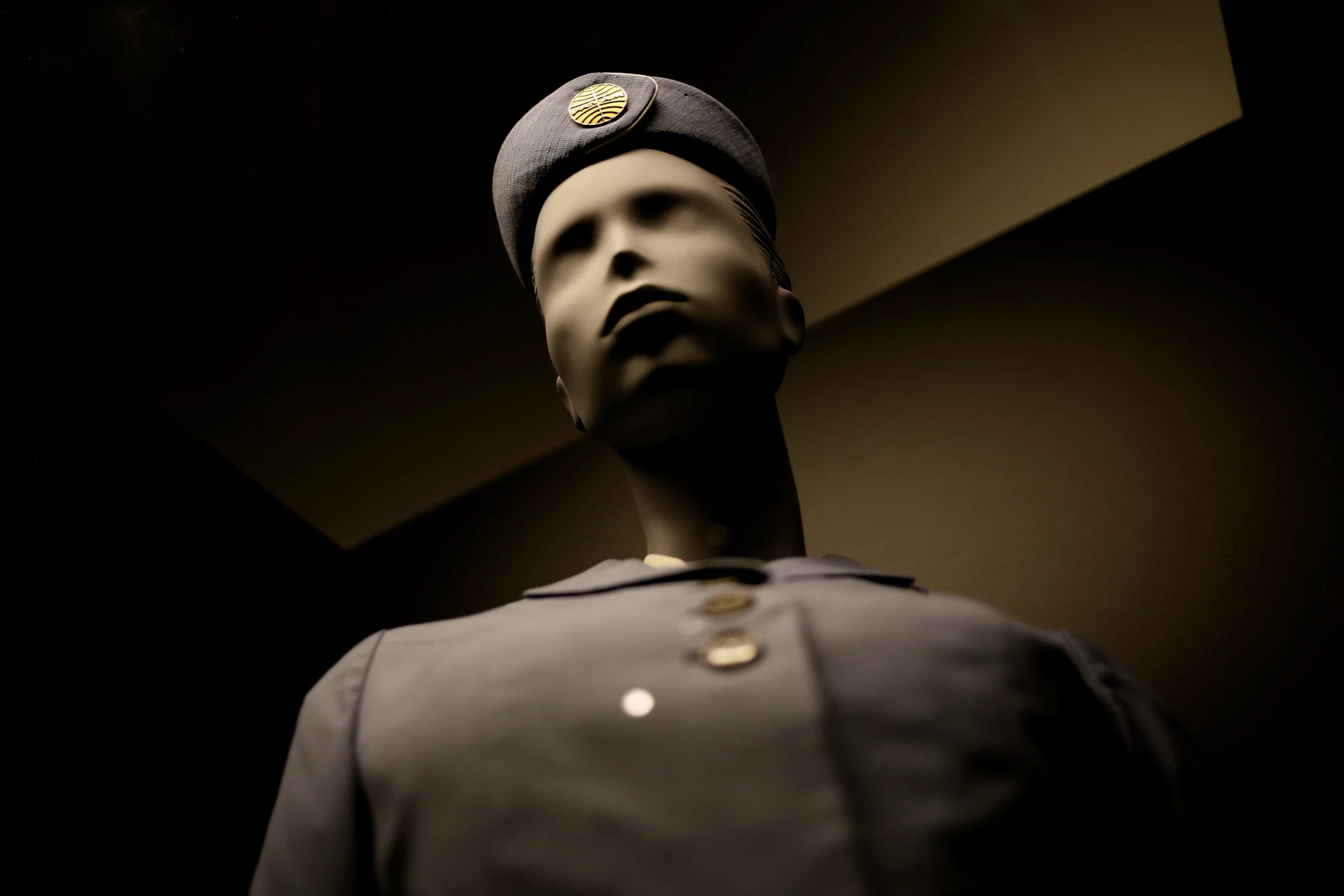Private aviation cabin crew uniforms — fabrics and standards