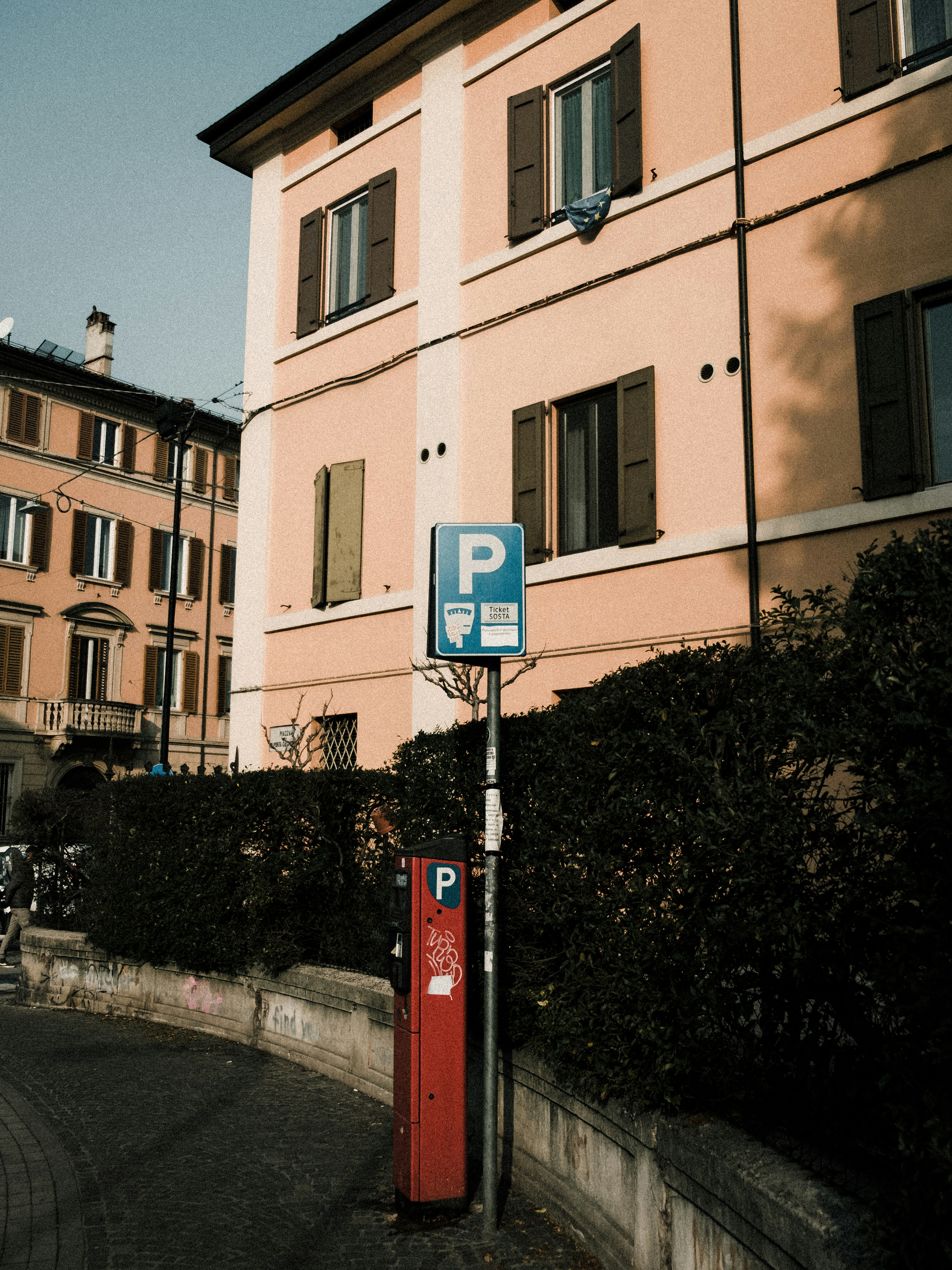 Photo by gnatiucdorel