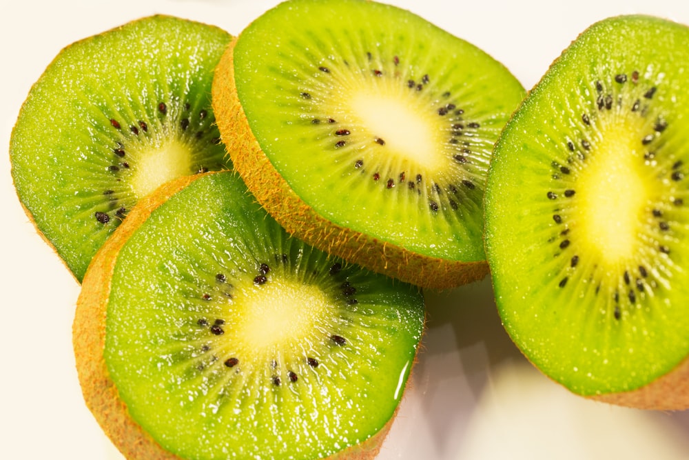 sliced green and red fruit