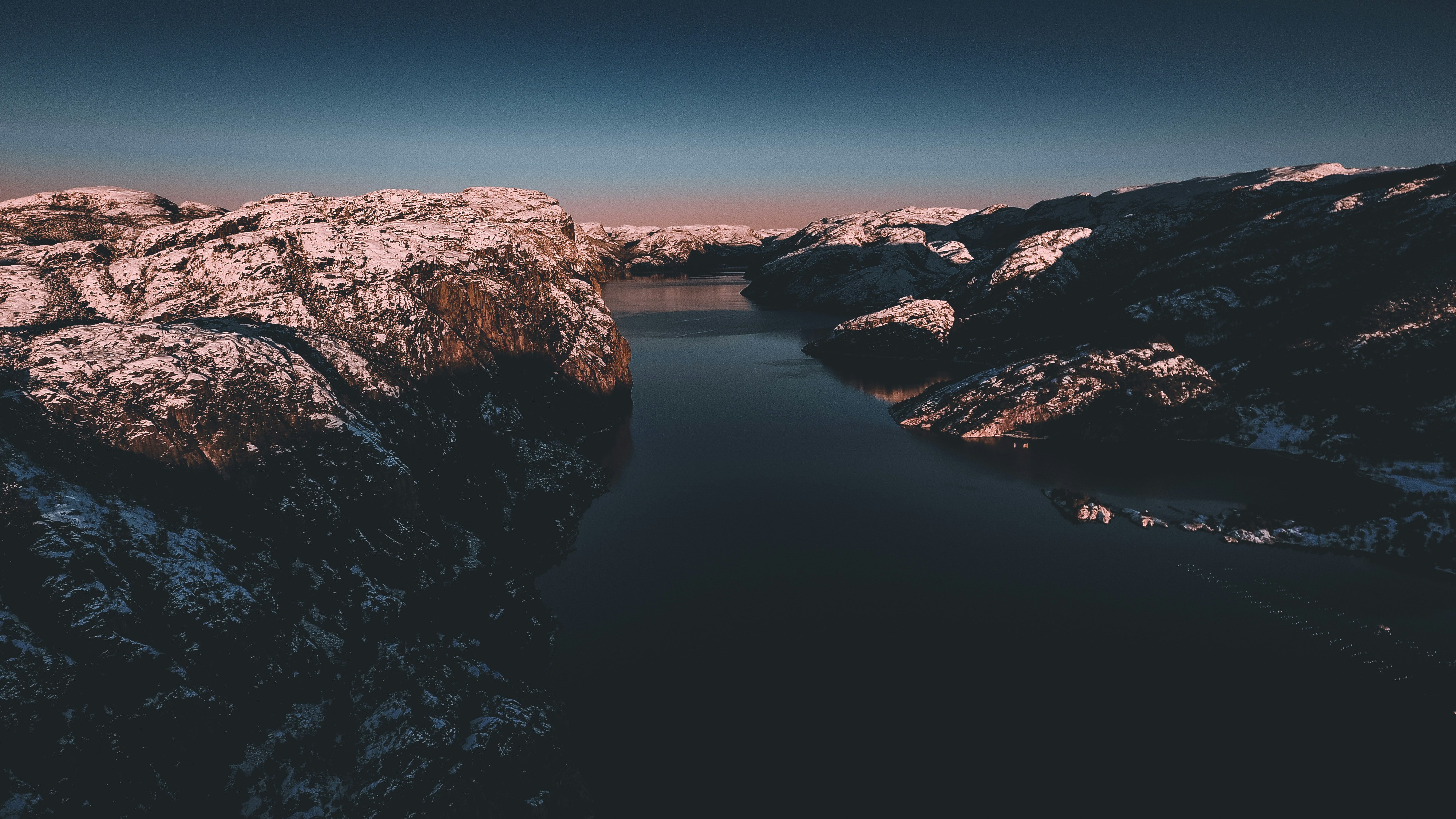 Photo by trymrobberstad