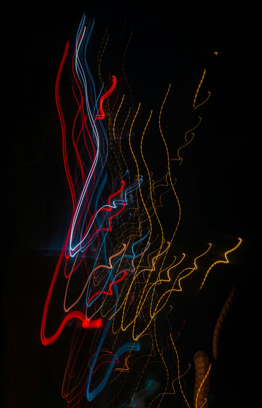 red and blue light streaks