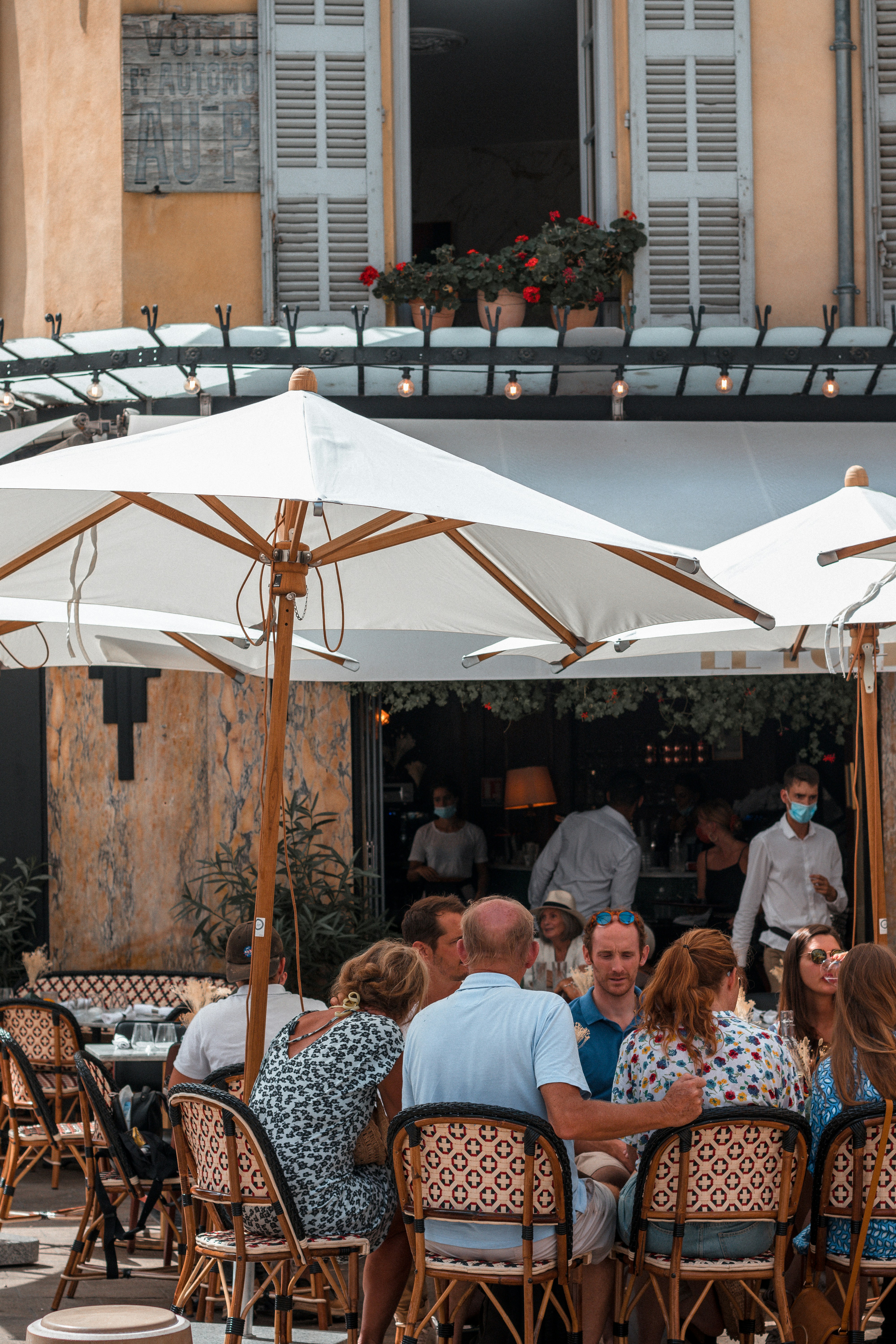 Photo by valentinlacoste