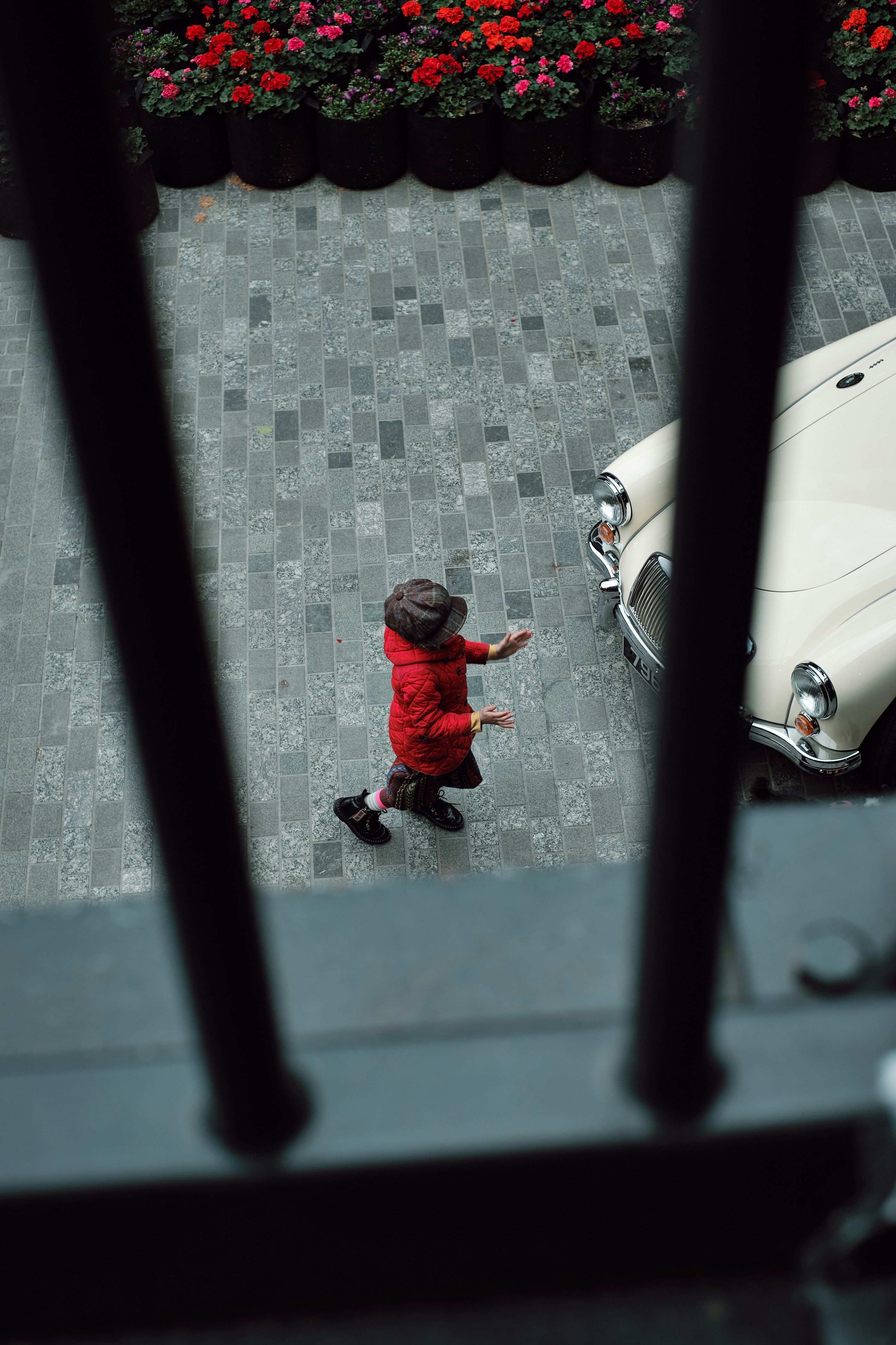 How Commemoration Creates Political Obligation
