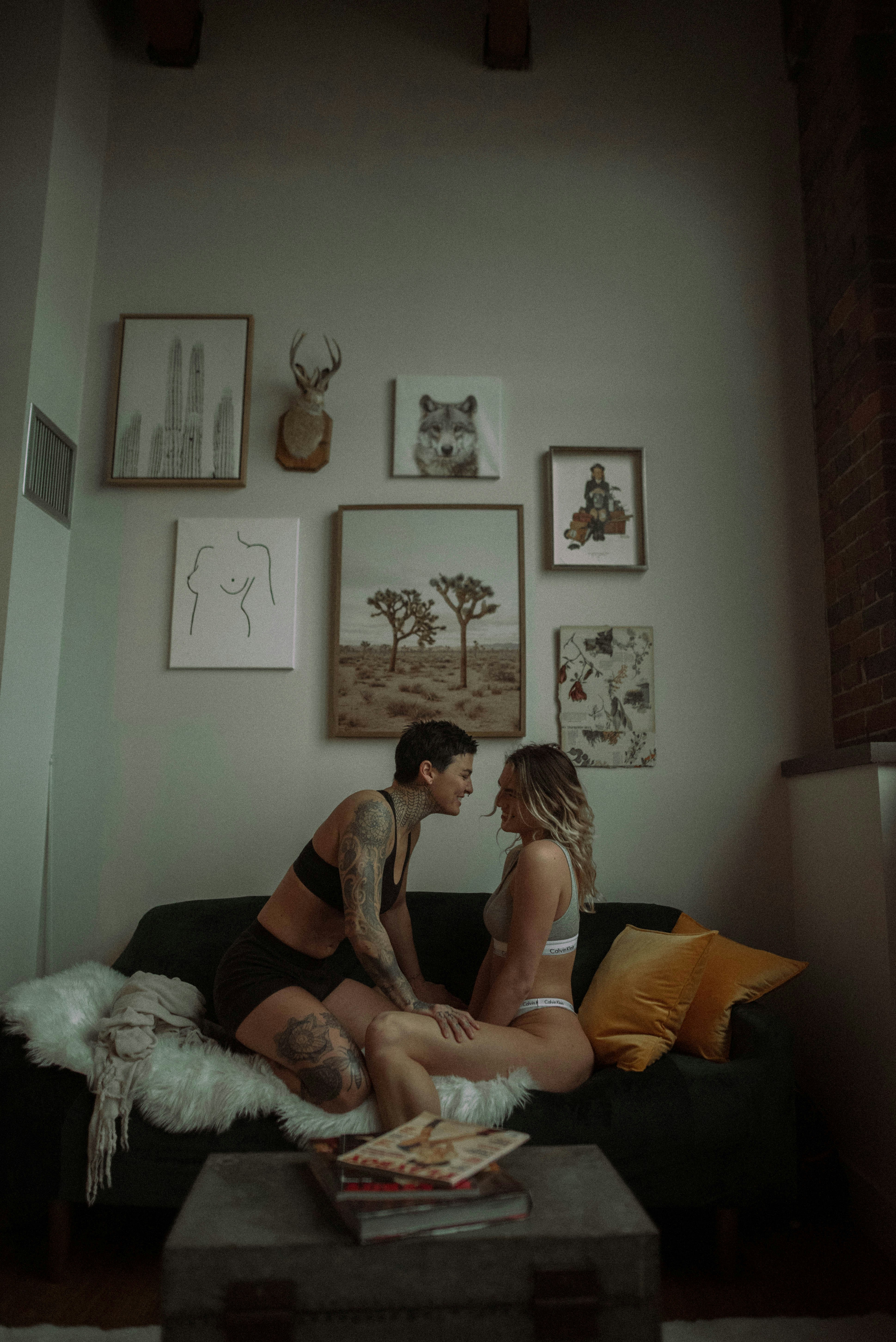 photo-1611019002343-ebae6fafb19f?ixid=M3wxMjA3fDB8MXxzZWFyY2h8MTZ8fHNleCUyMHZpZGVvJTIwZ2lybHN8ZW58MHx8fHwxNzQ2NzgwNzYyfDA\u0026ixlib=rb-4.1.0