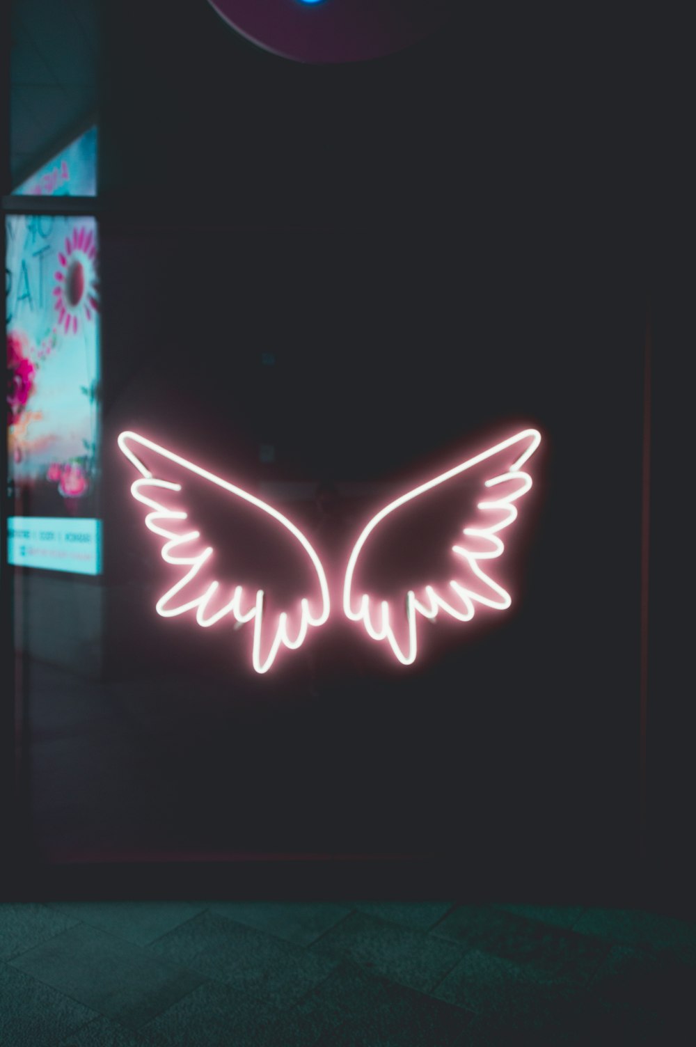 30,000+ Angel Wing Pictures | Download Free Images on Unsplash