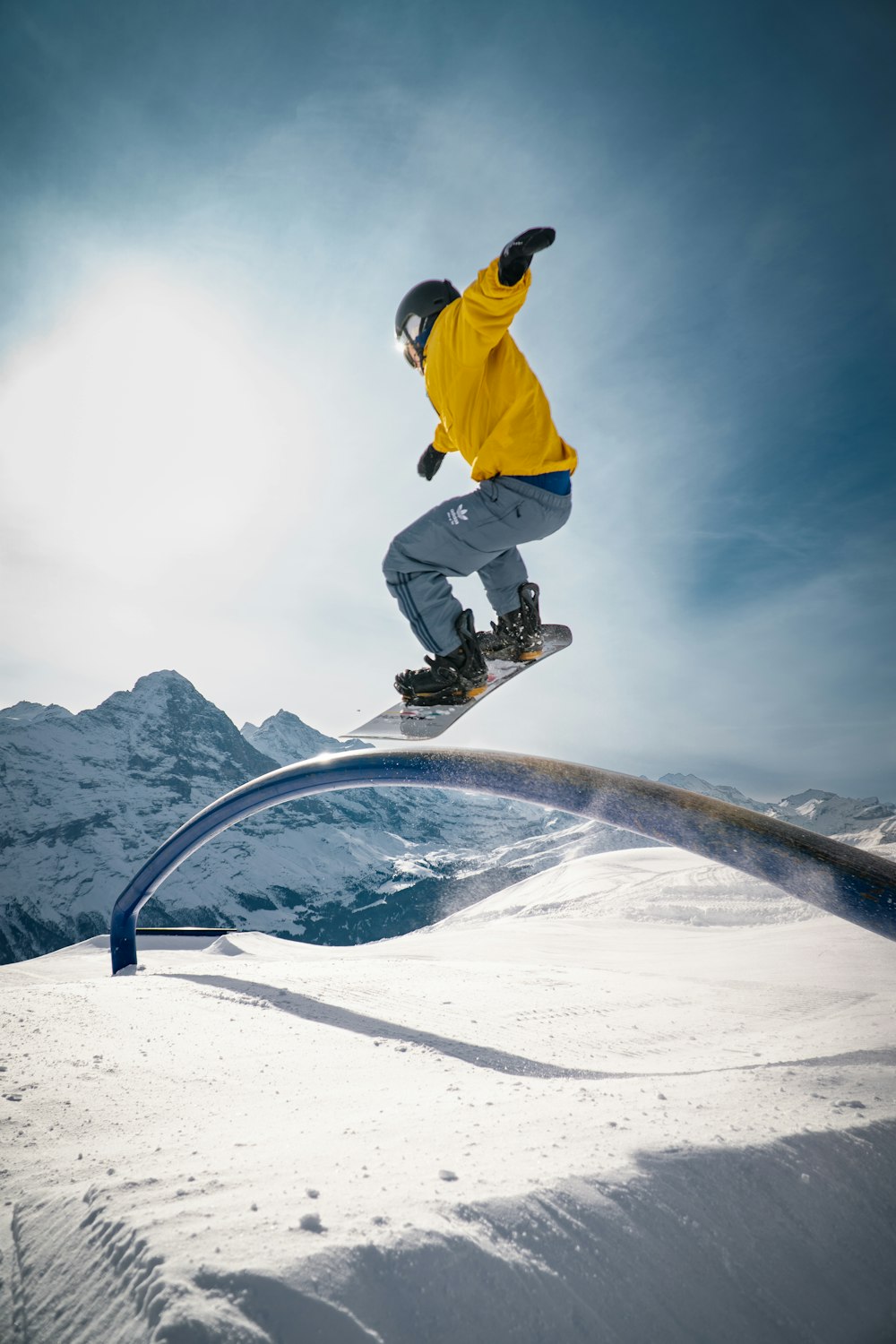 450+ Snowboarding Pictures [HQ] | Download Free Images on Unsplash