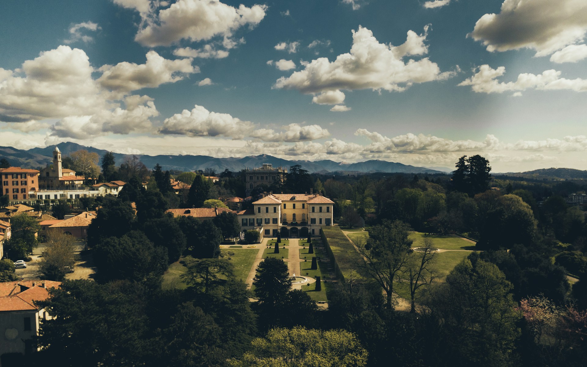brown concrete building under blue sky during daytime