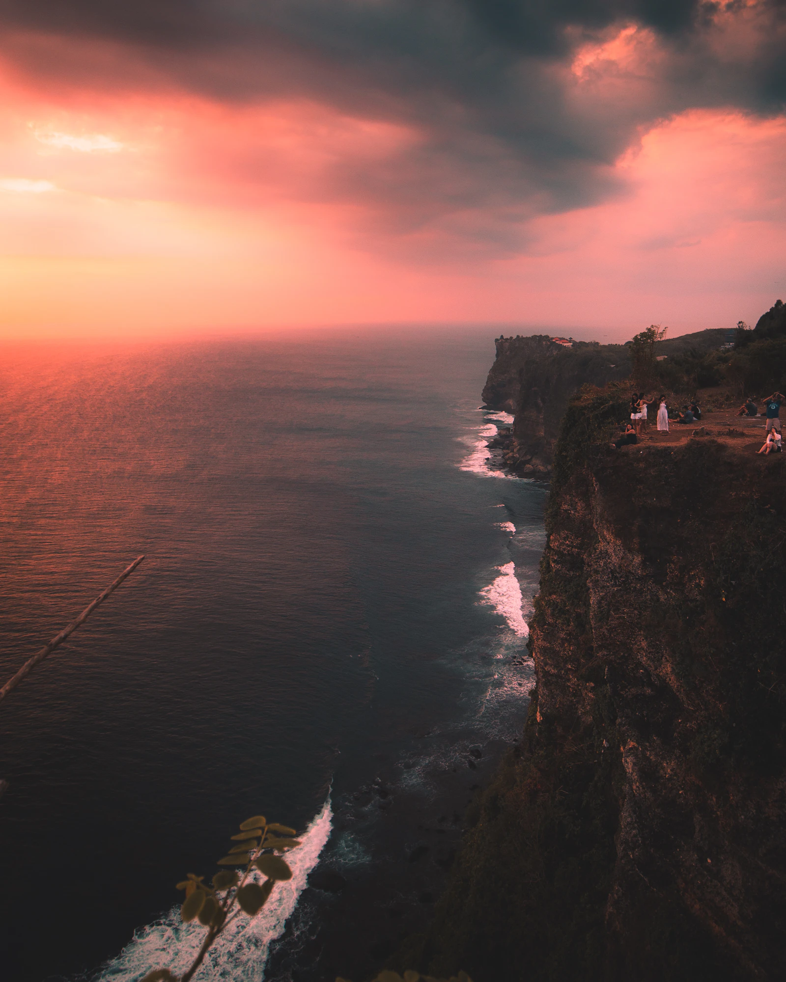 2-Day Uluwatu Clifftop Dramatic Panorama & Kecak Fire Sunset