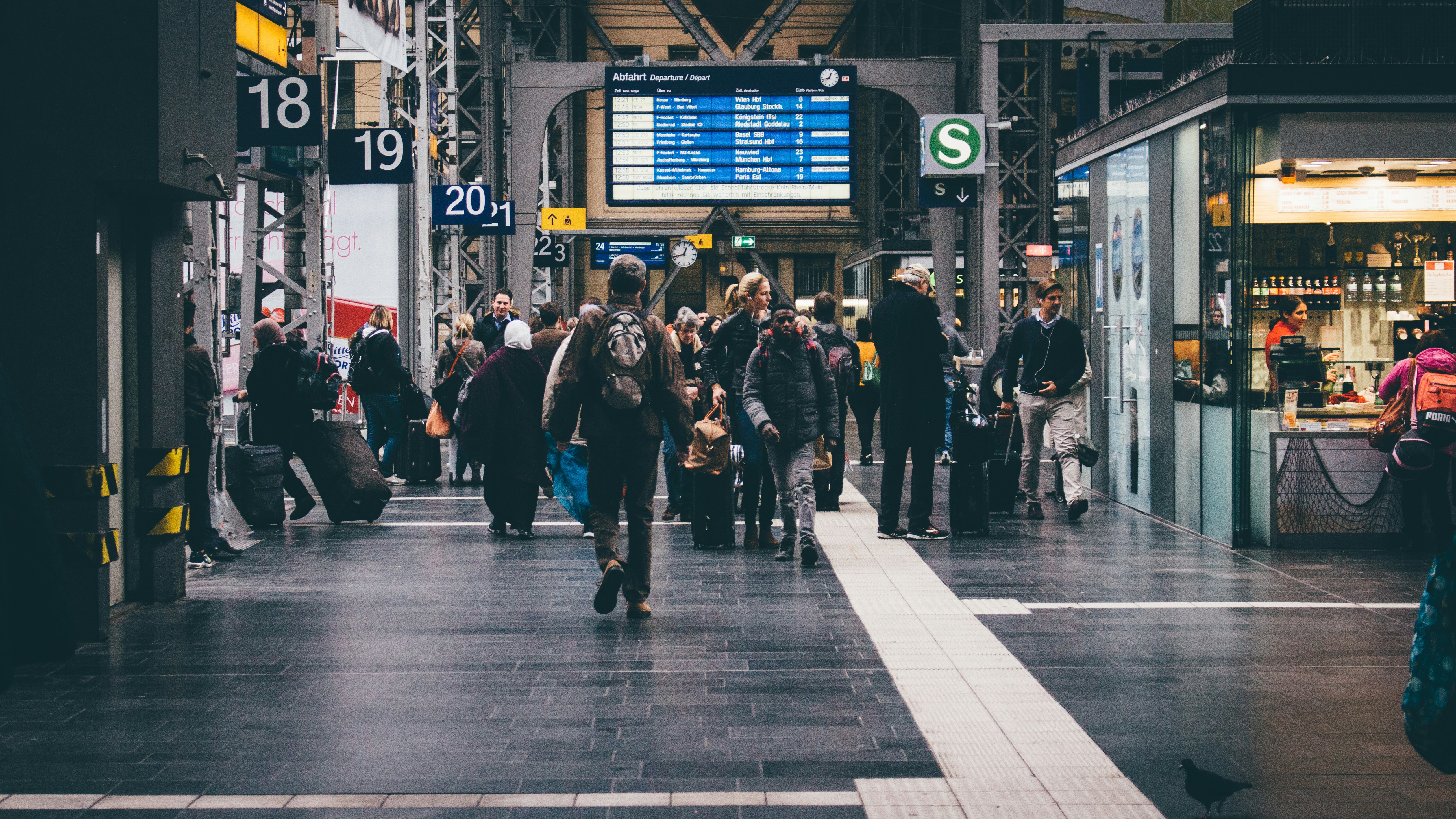 Photo by gabrielmenchaca