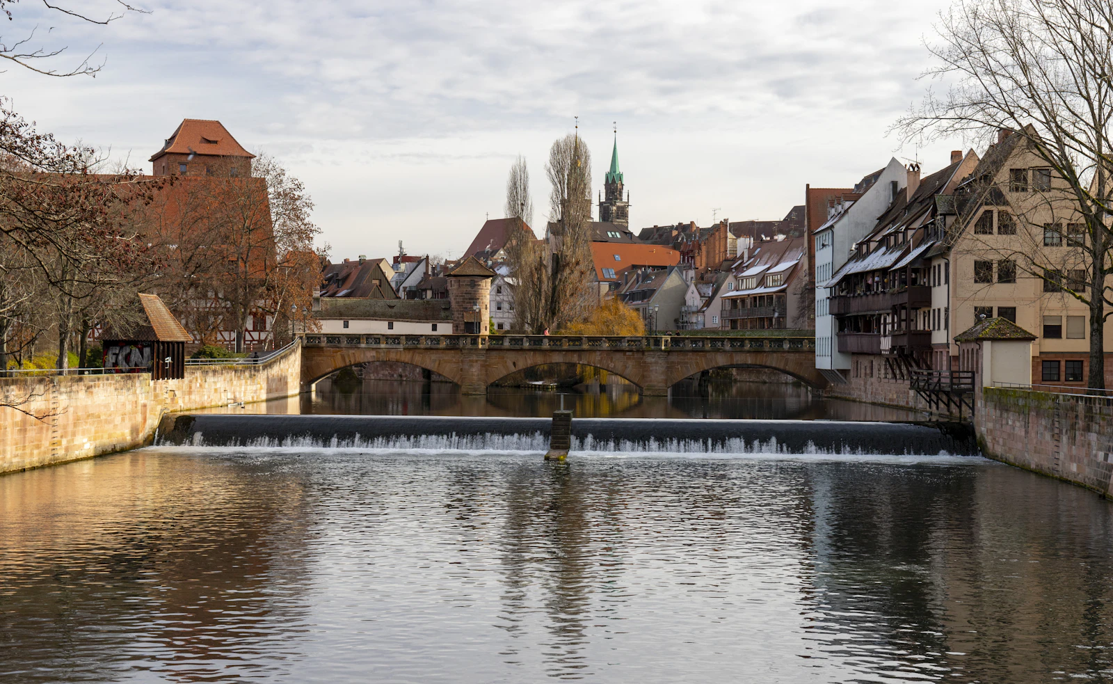 Nuremberg Sightseeing Train Ride Through the Old Town to the Castle