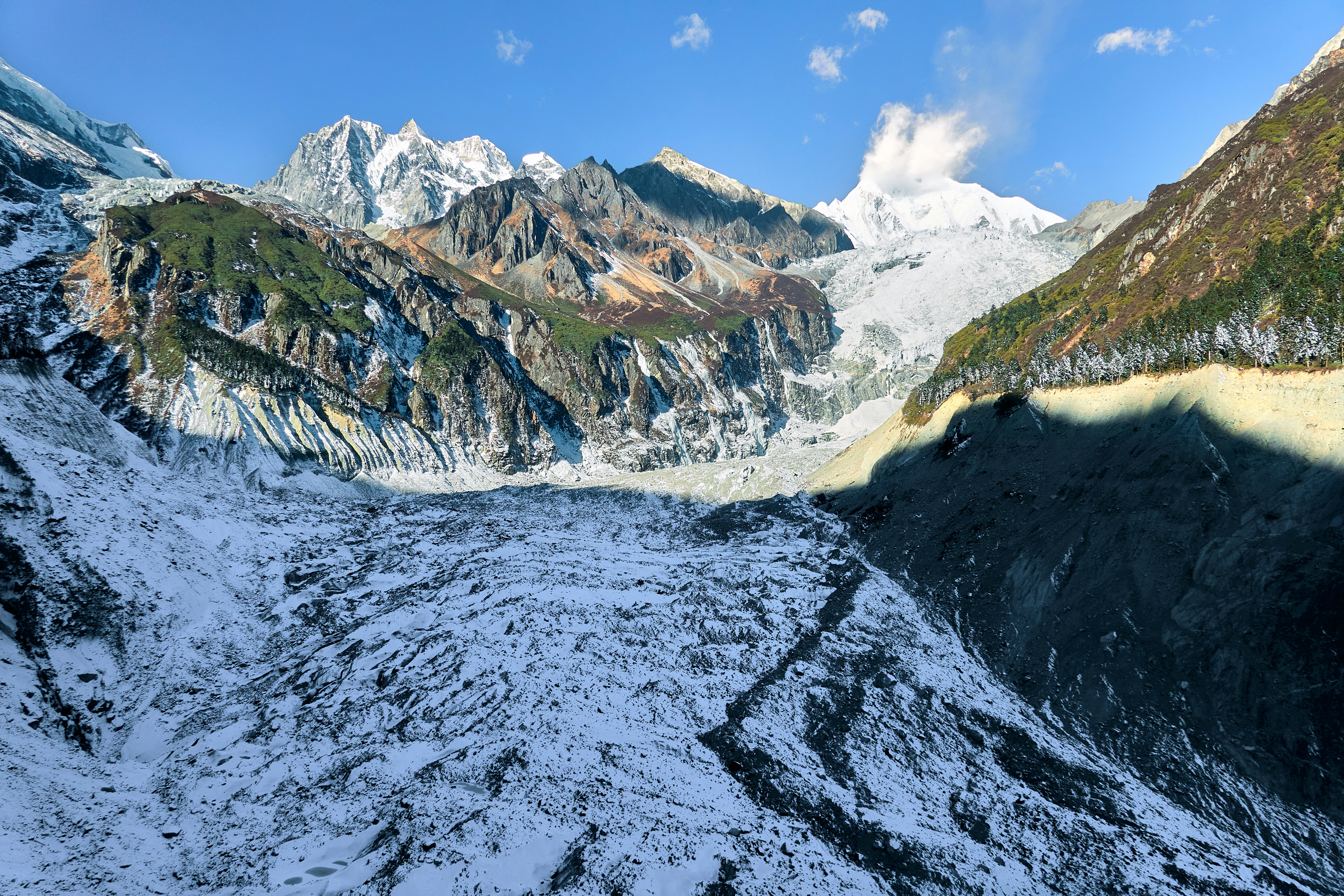 Photo by weweclub_wewe