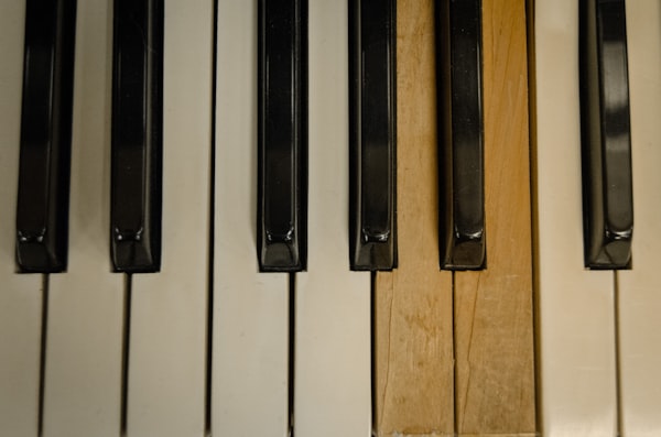 Interval Ear Training Tool – free musical interval recognition practice for musicians by Jools Scott