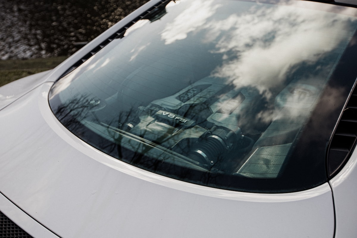 Auto Glass & Tint